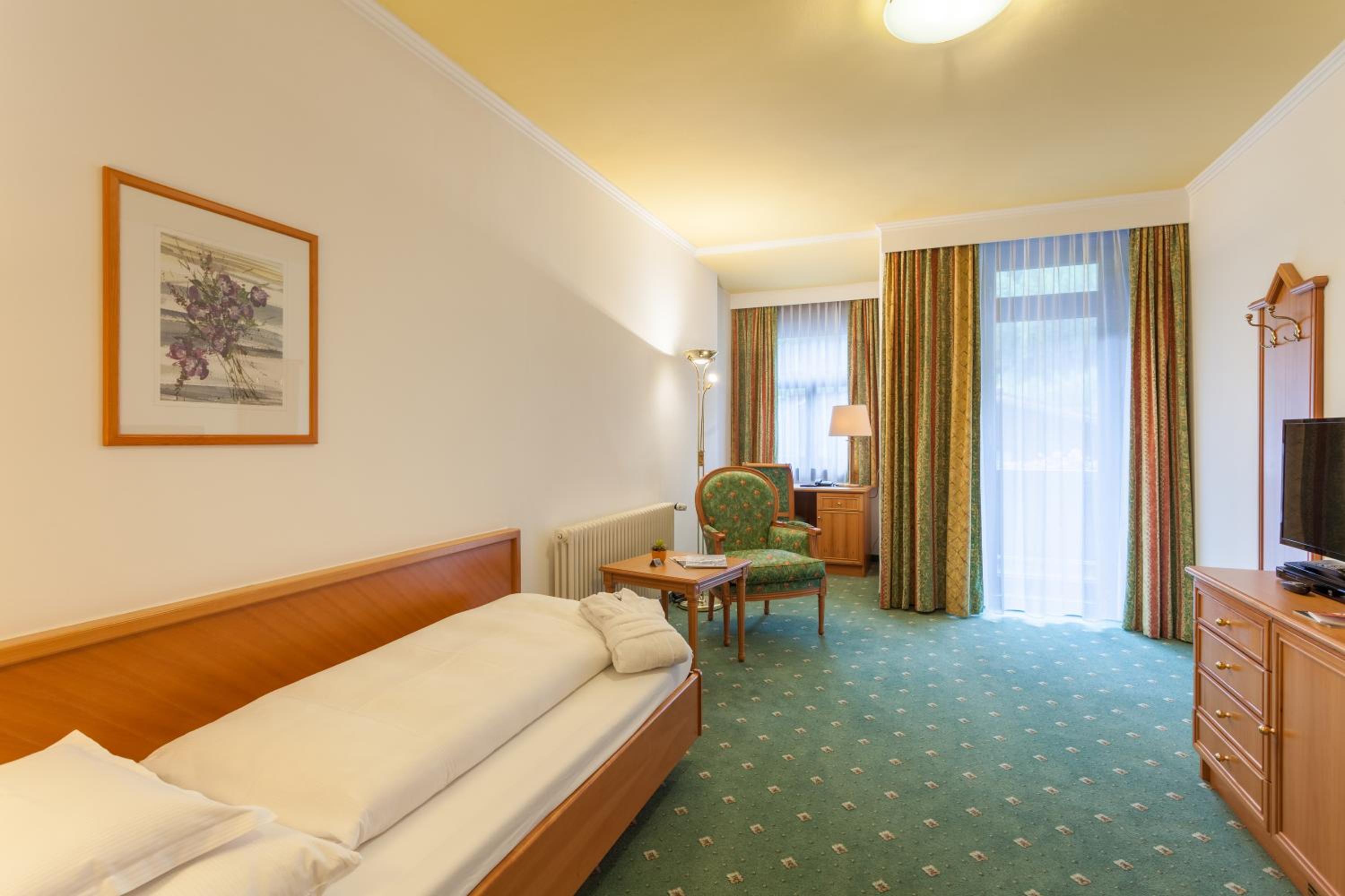 Single Room photo 2