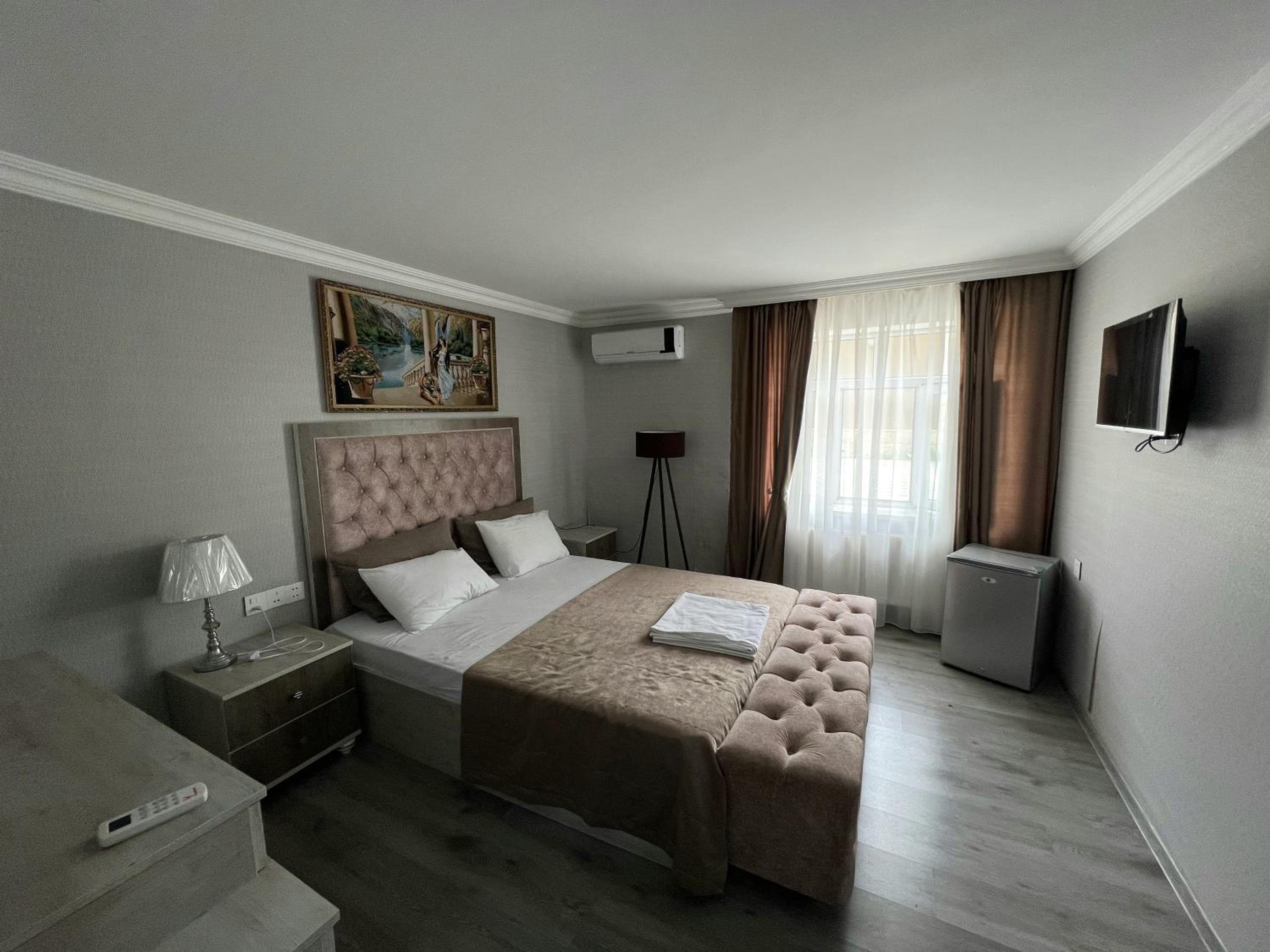Deluxe Double Or Twin Room photo 3