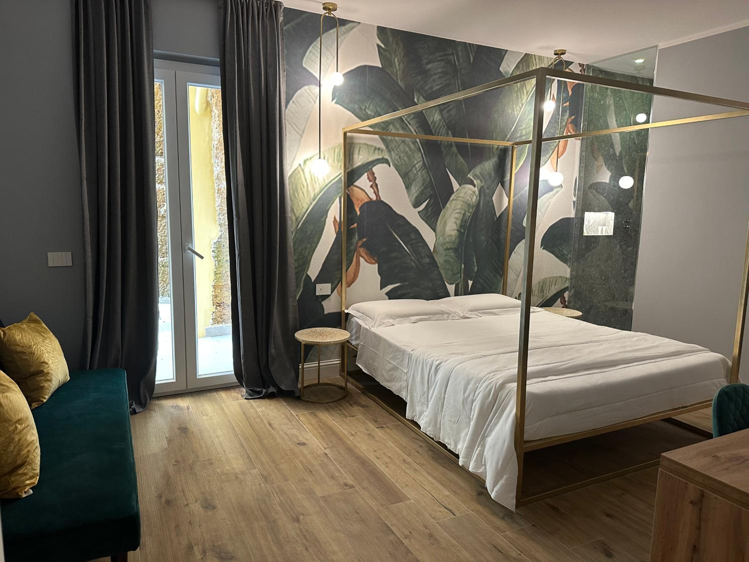Superior Double Room - Photo 1
