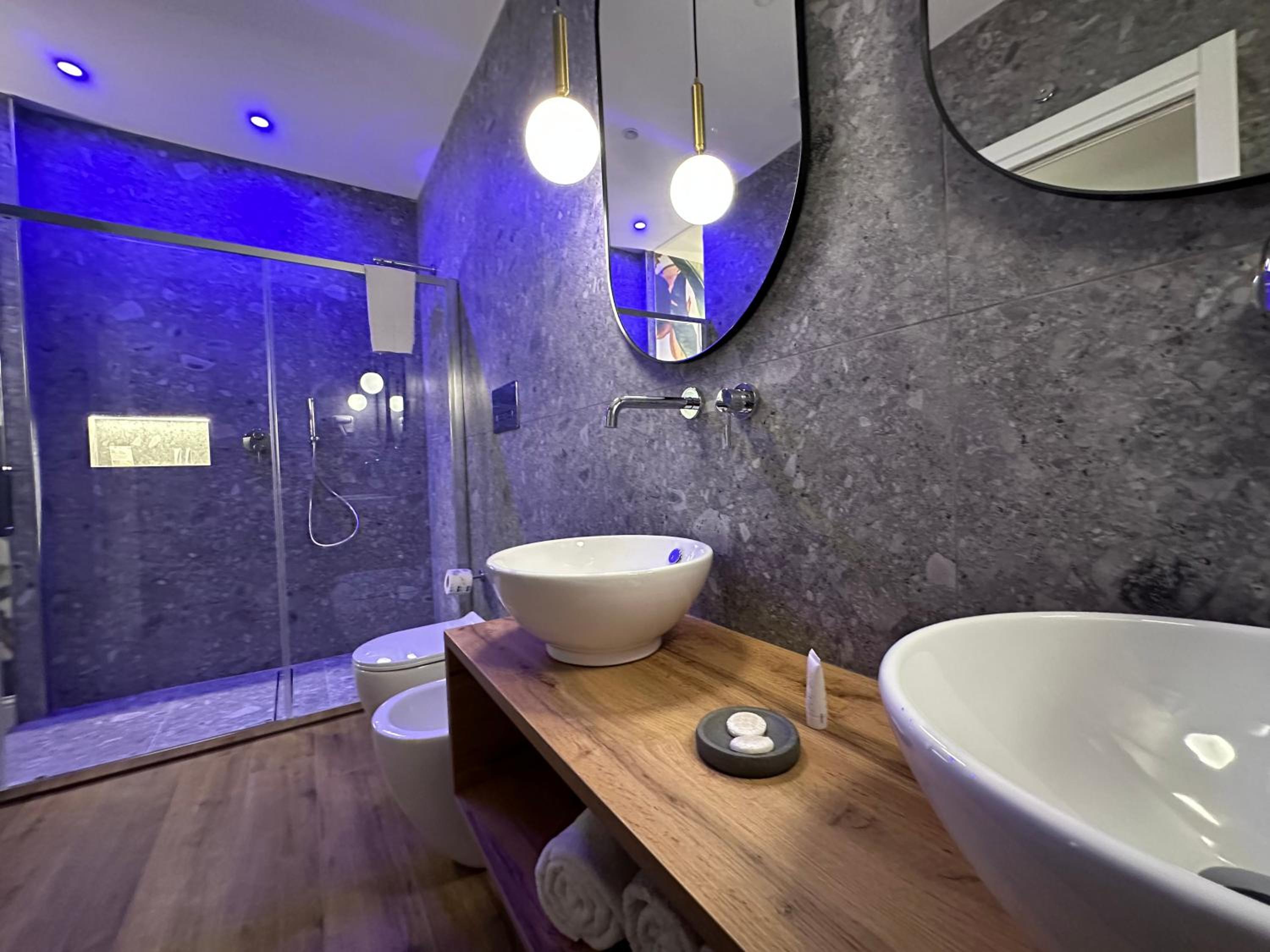 Superior Double Room - Photo 3