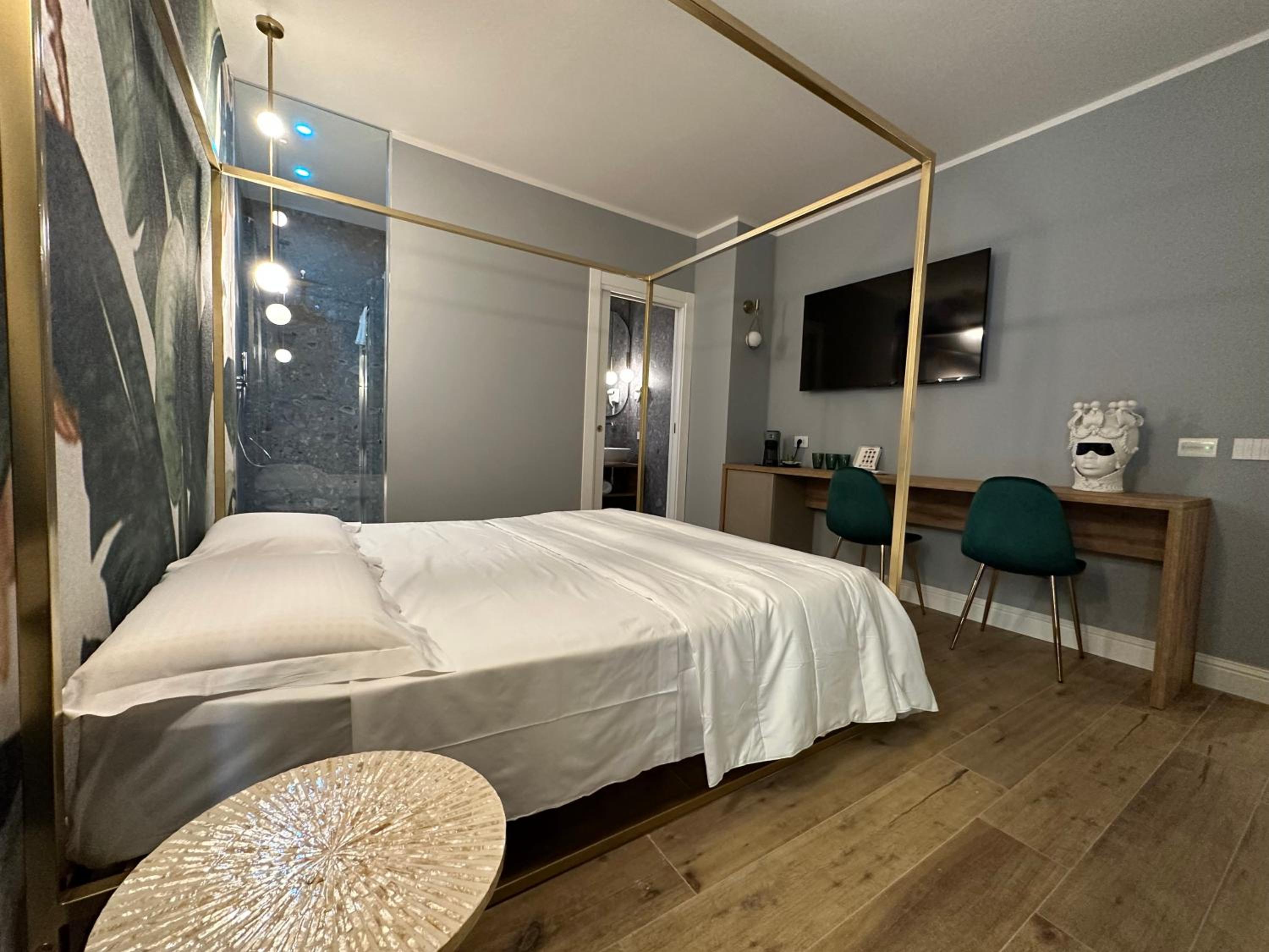 Superior Double Room - Photo 8