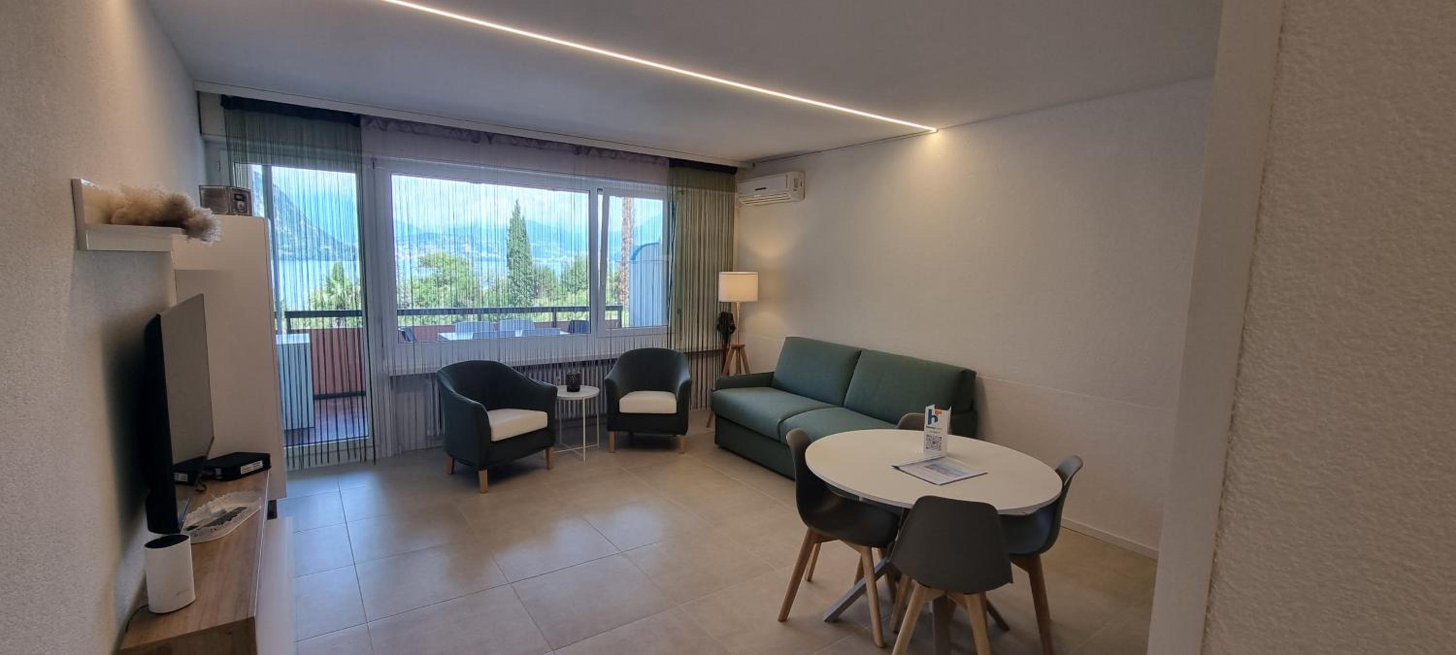 Apartment with Lake View - Photo 60