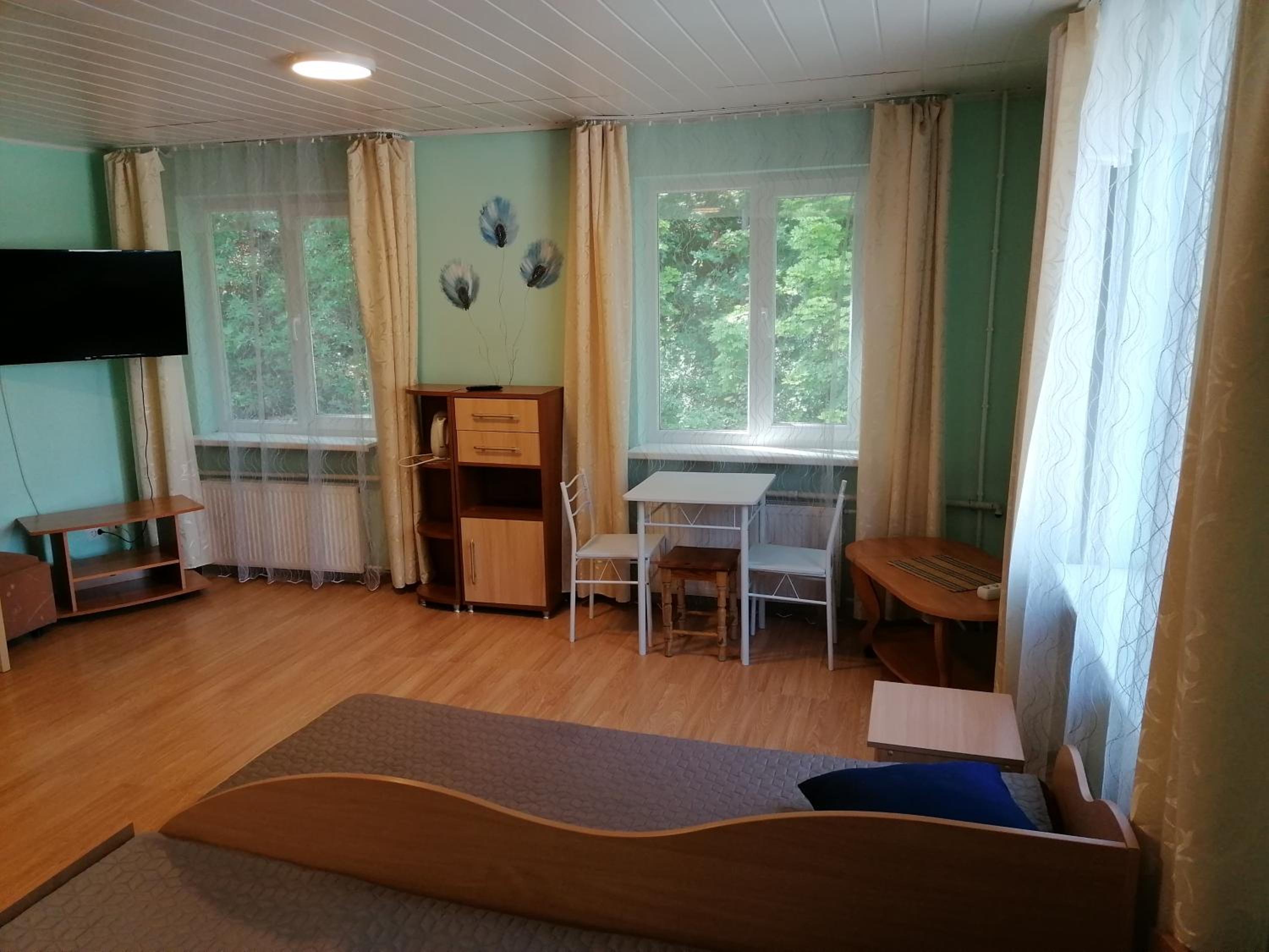 Comfort Triple Room with Shower - Photo 4
