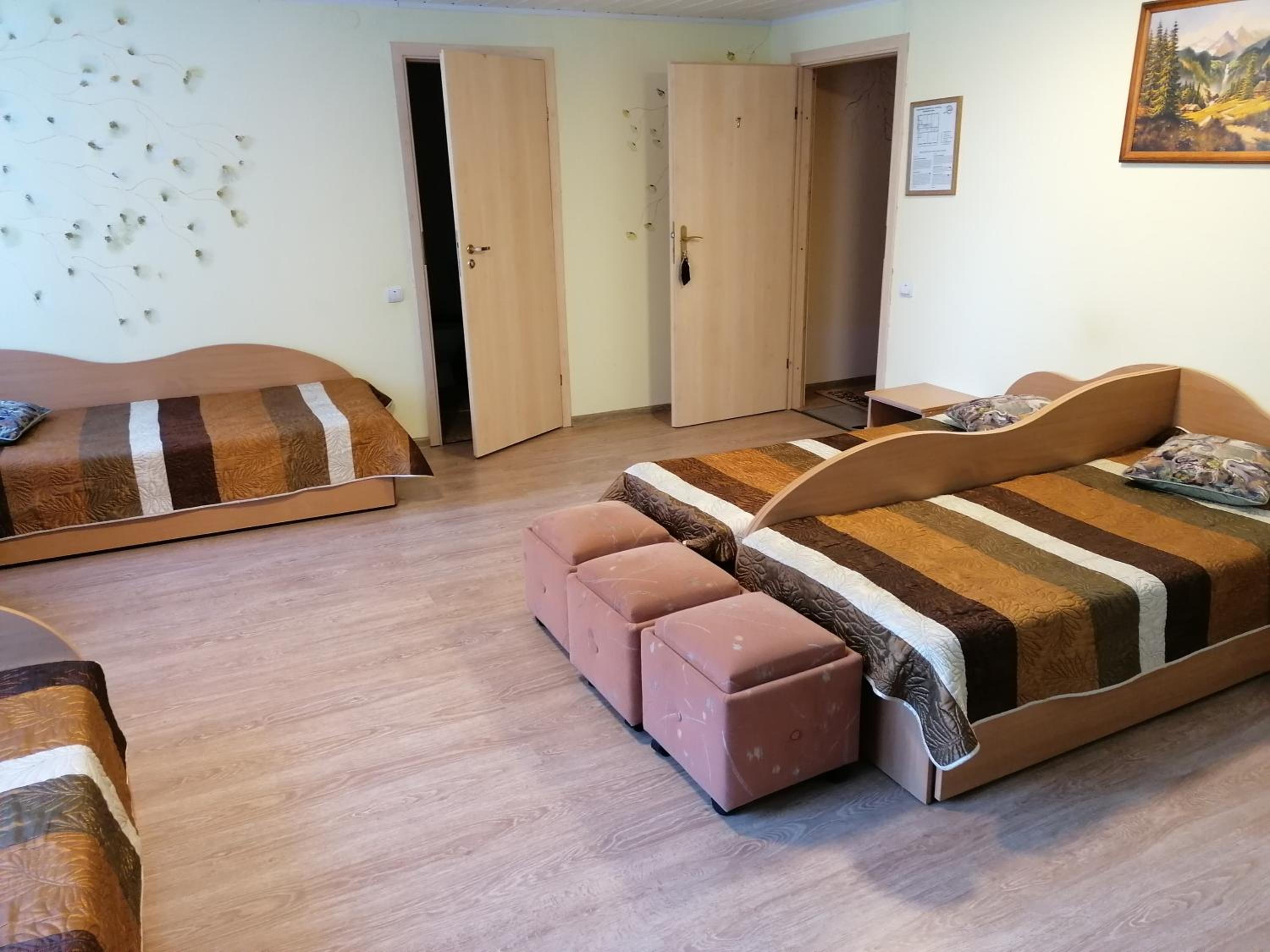 Comfort Triple Room with Shower - Photo 5