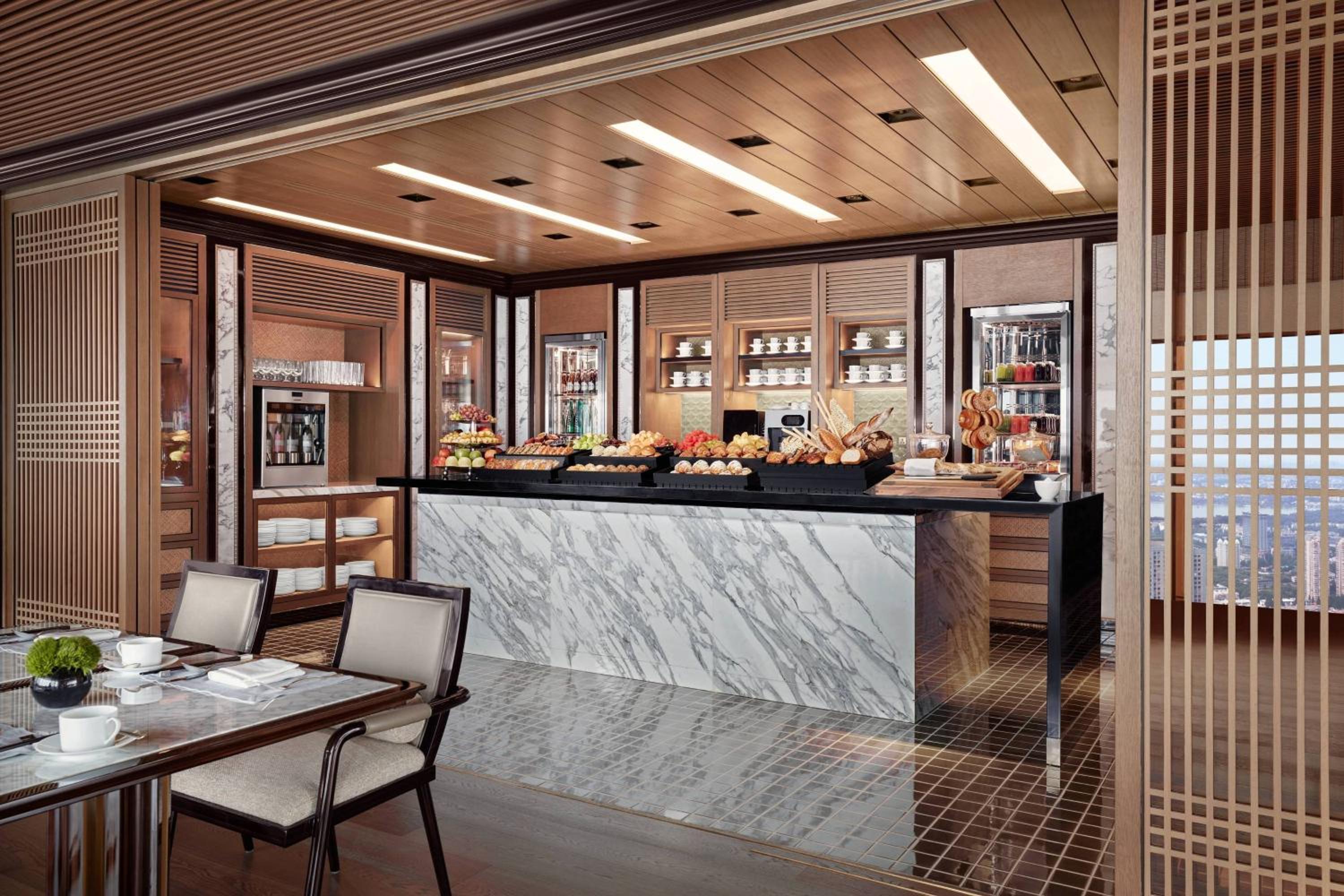 Club Executive Suite
