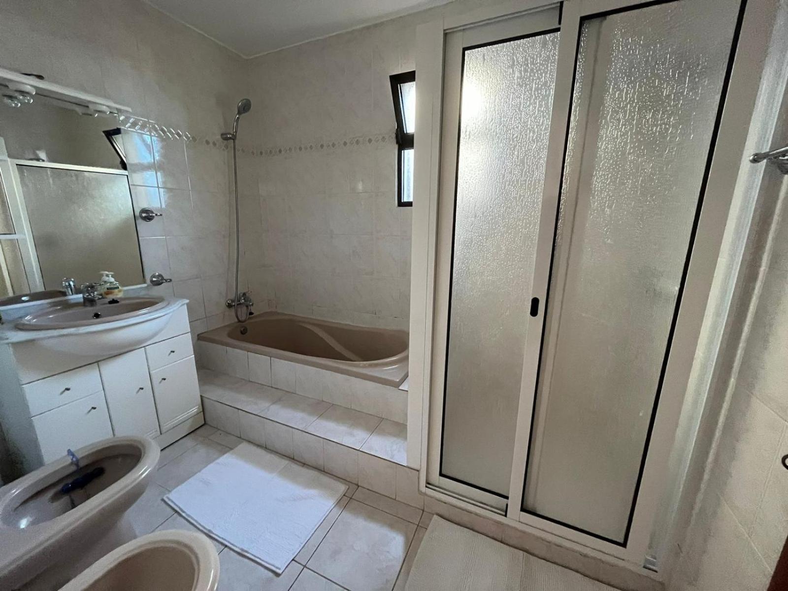 Three-Bedroom Villa photo 2