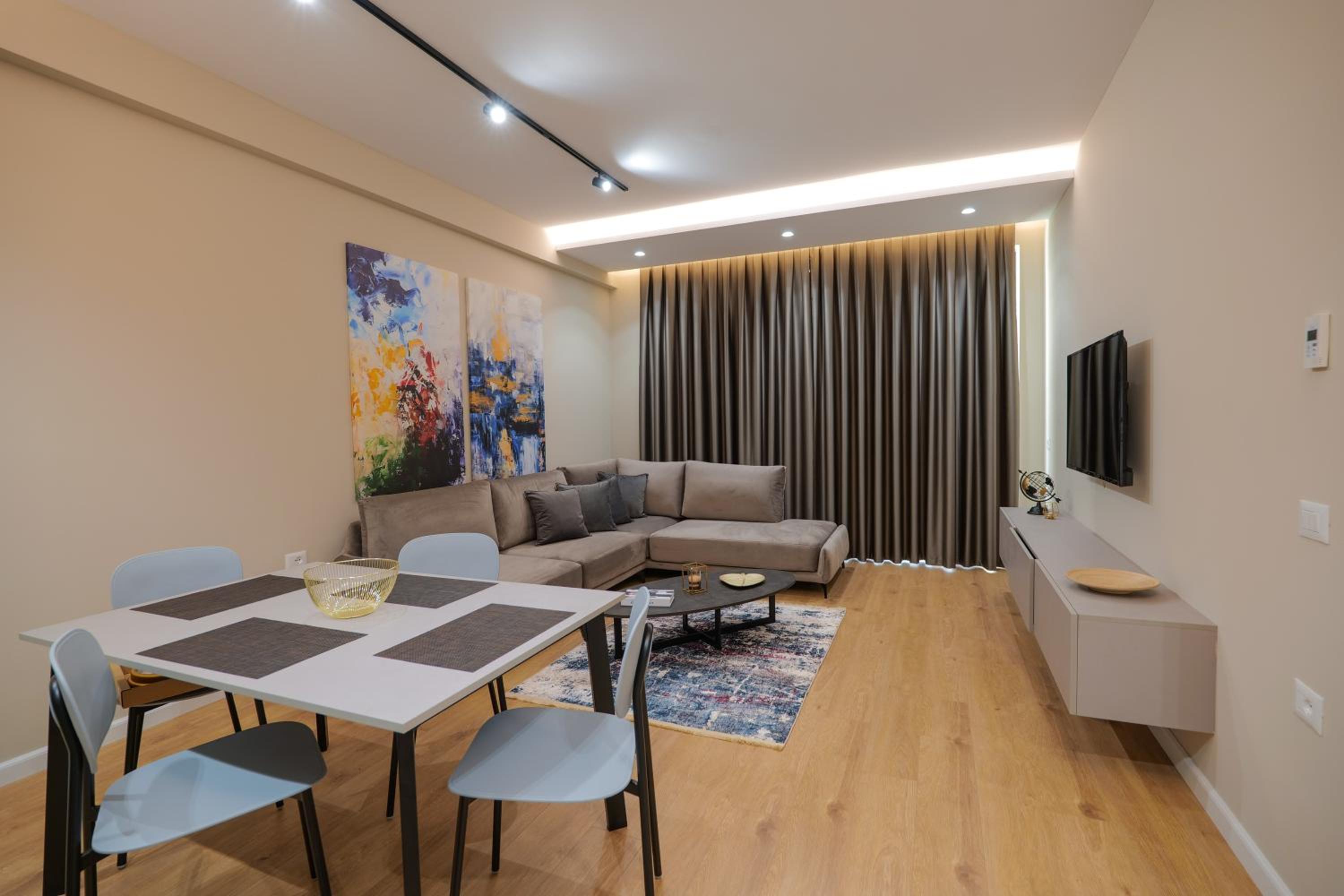 Deluxe One-Bedroom Apartment with Ocean View photo 3