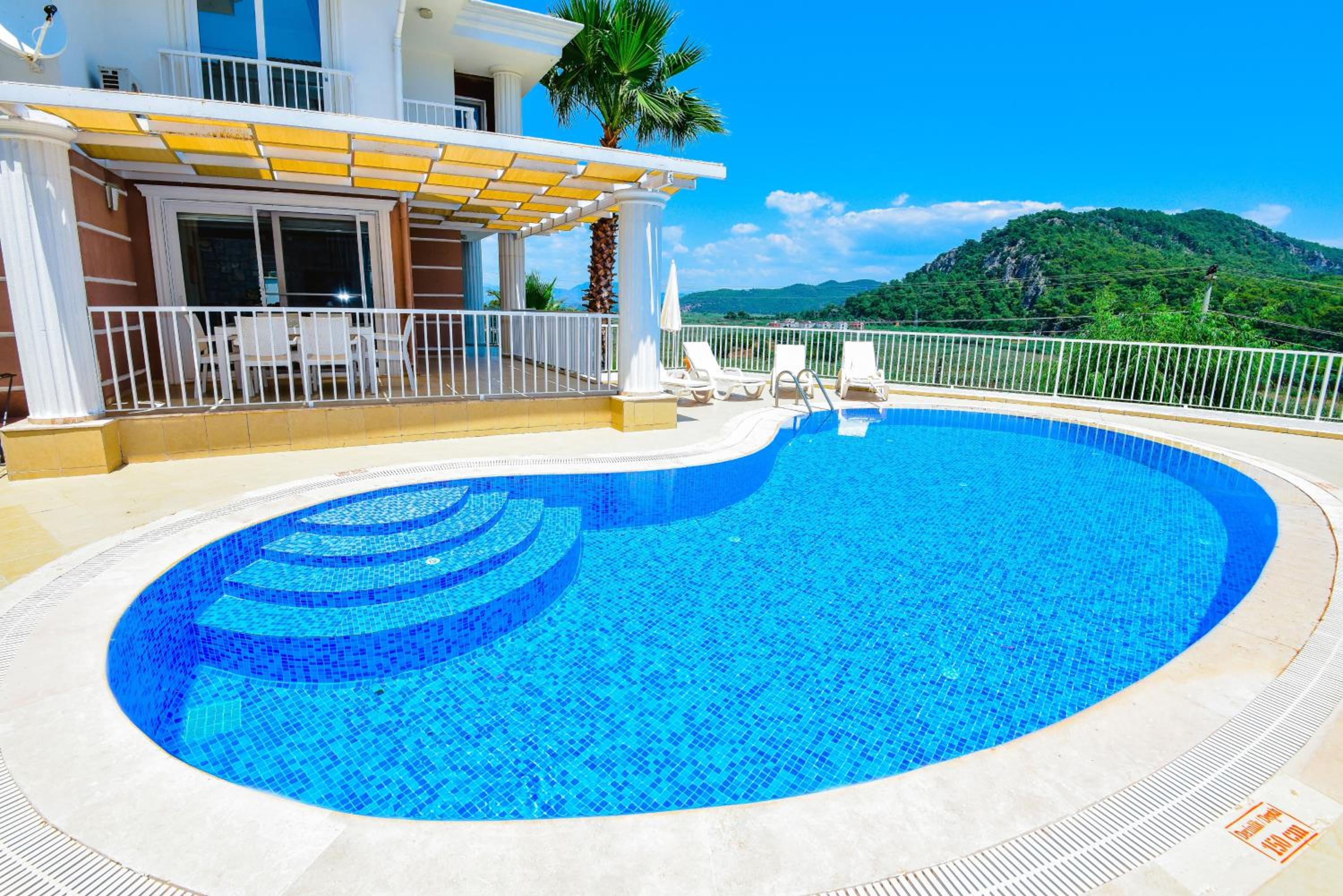 Villa with Private Pool photo 3