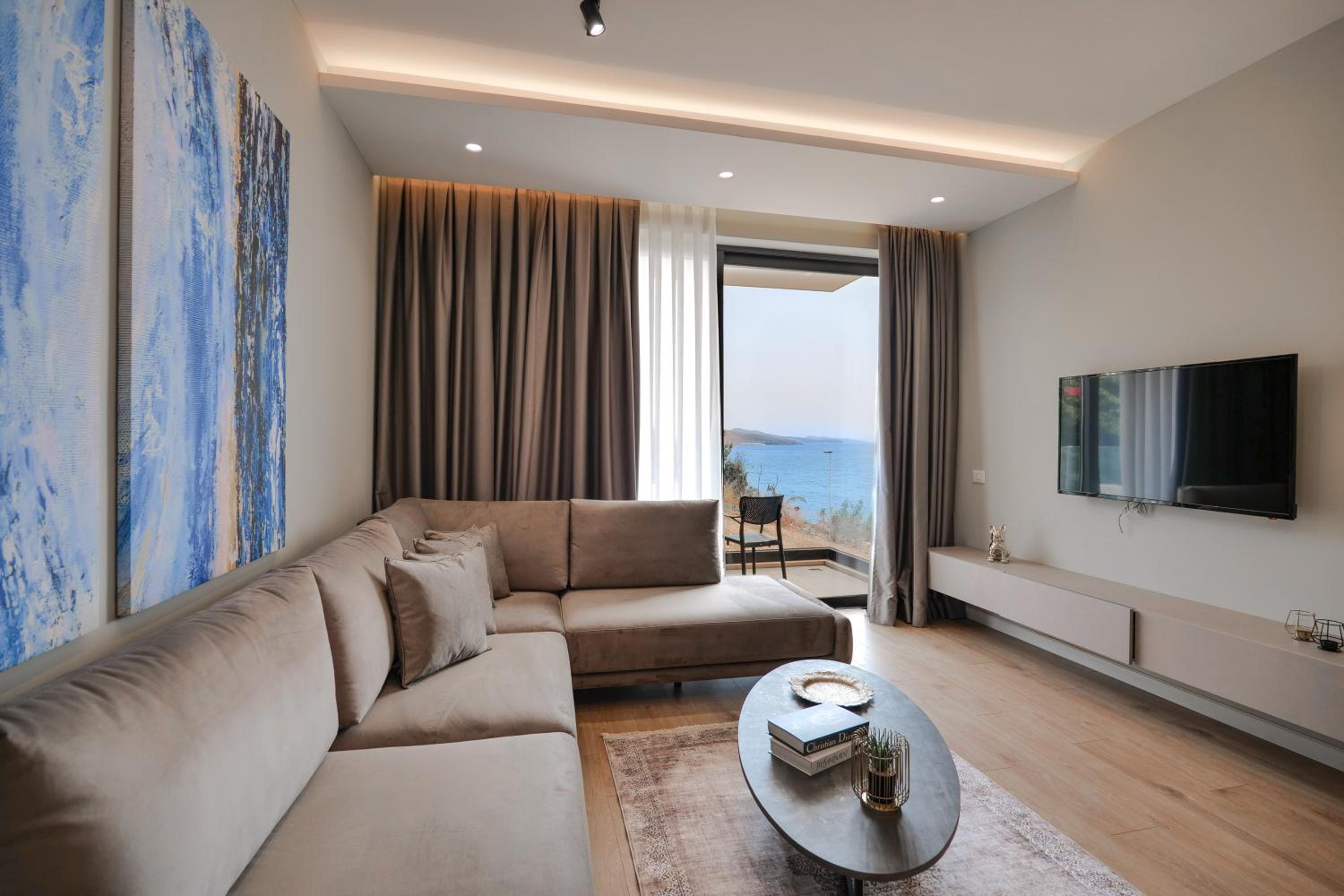 One-Bedroom Premium Apartment with Ocean View