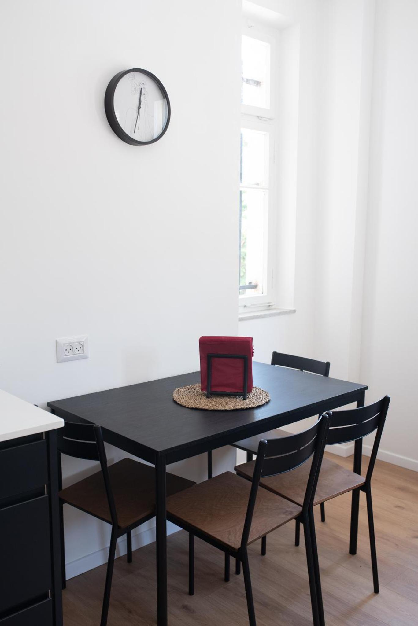 Two-Bedroom Apartment - Photo 18