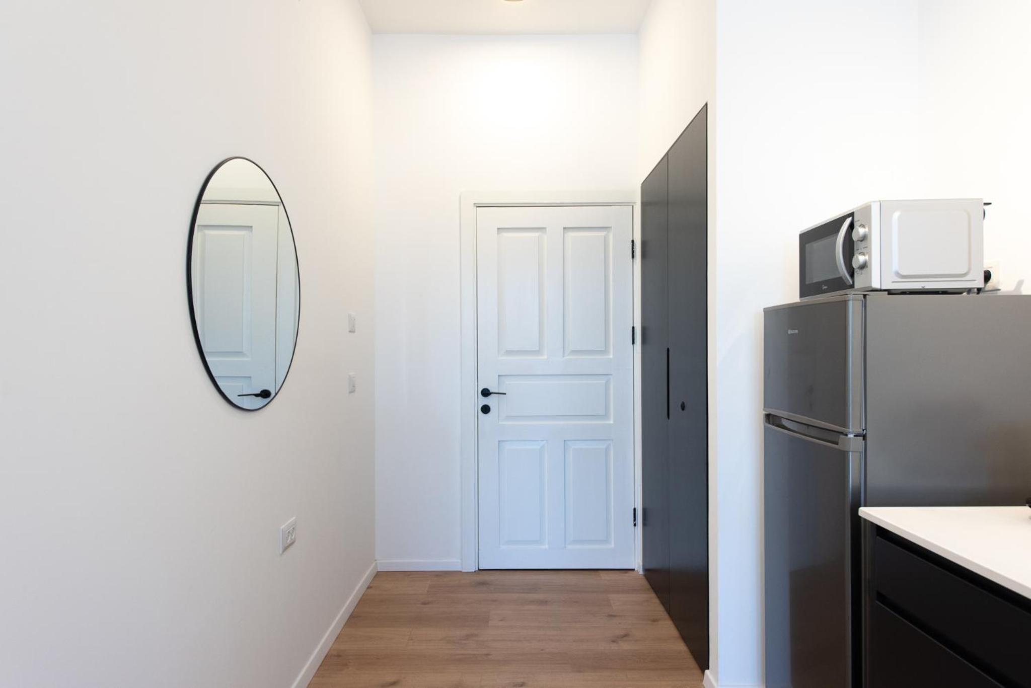 Two-Bedroom Apartment - Photo 3