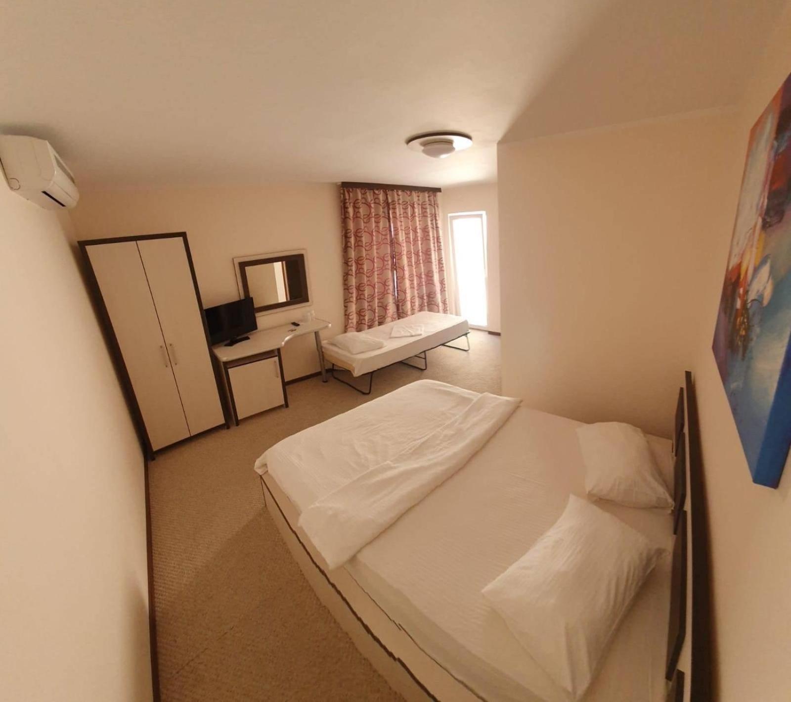 Double Room With Balcony photo 2