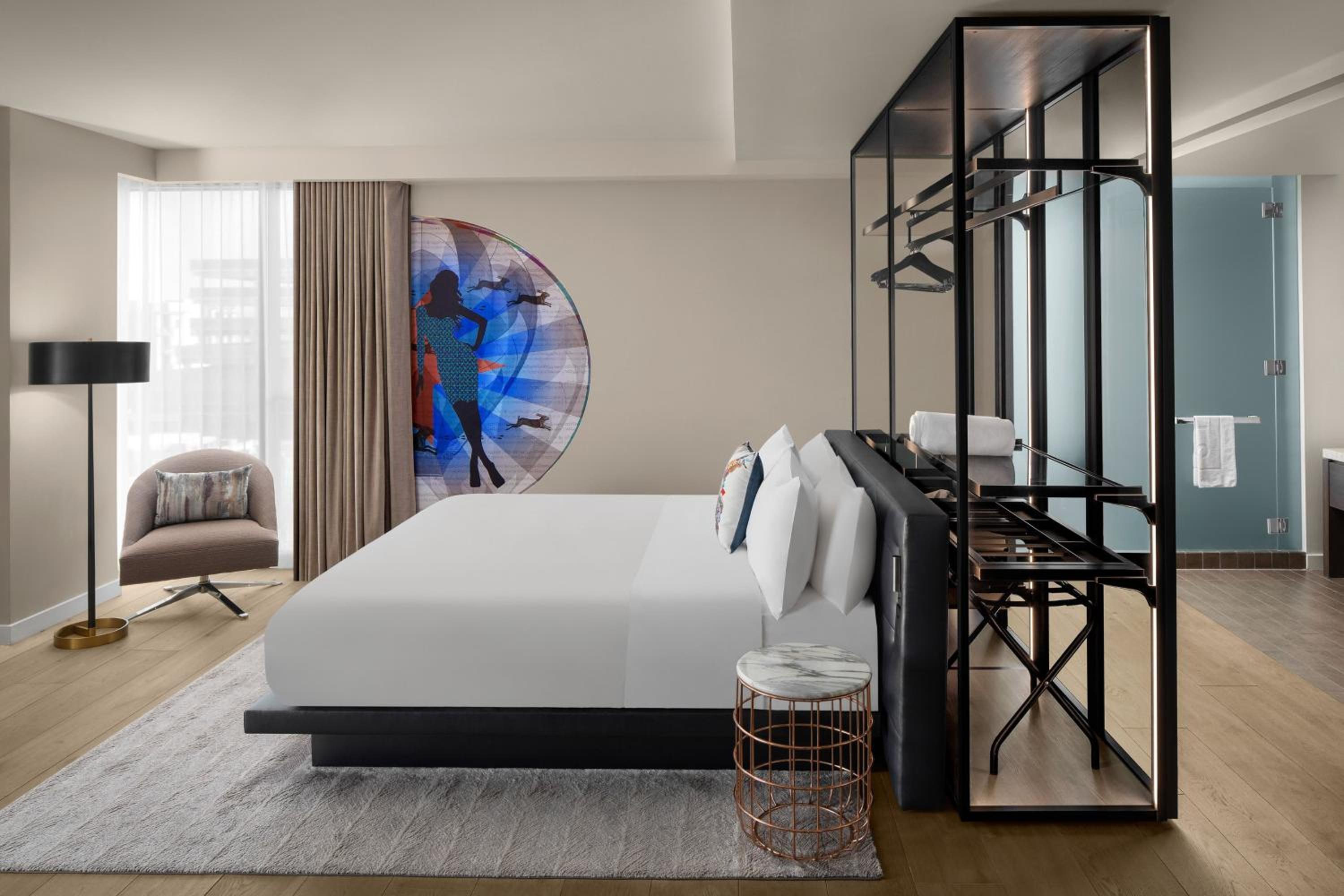 King Studio Suite with Sofa Bed and Oldtown View - Photo 6