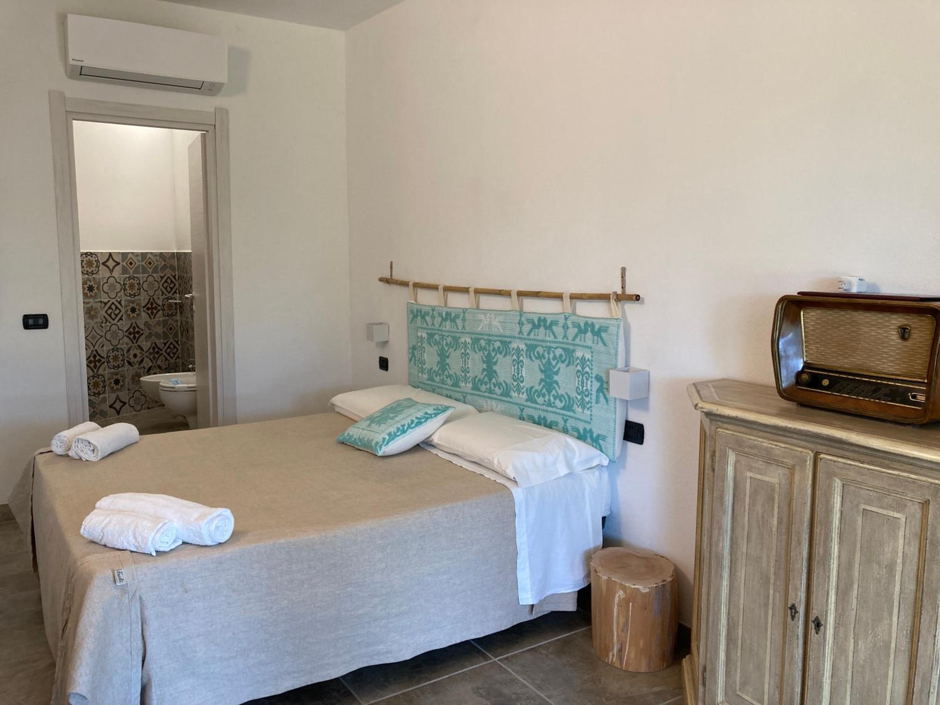 Double or Twin Room with Sea View photo 1