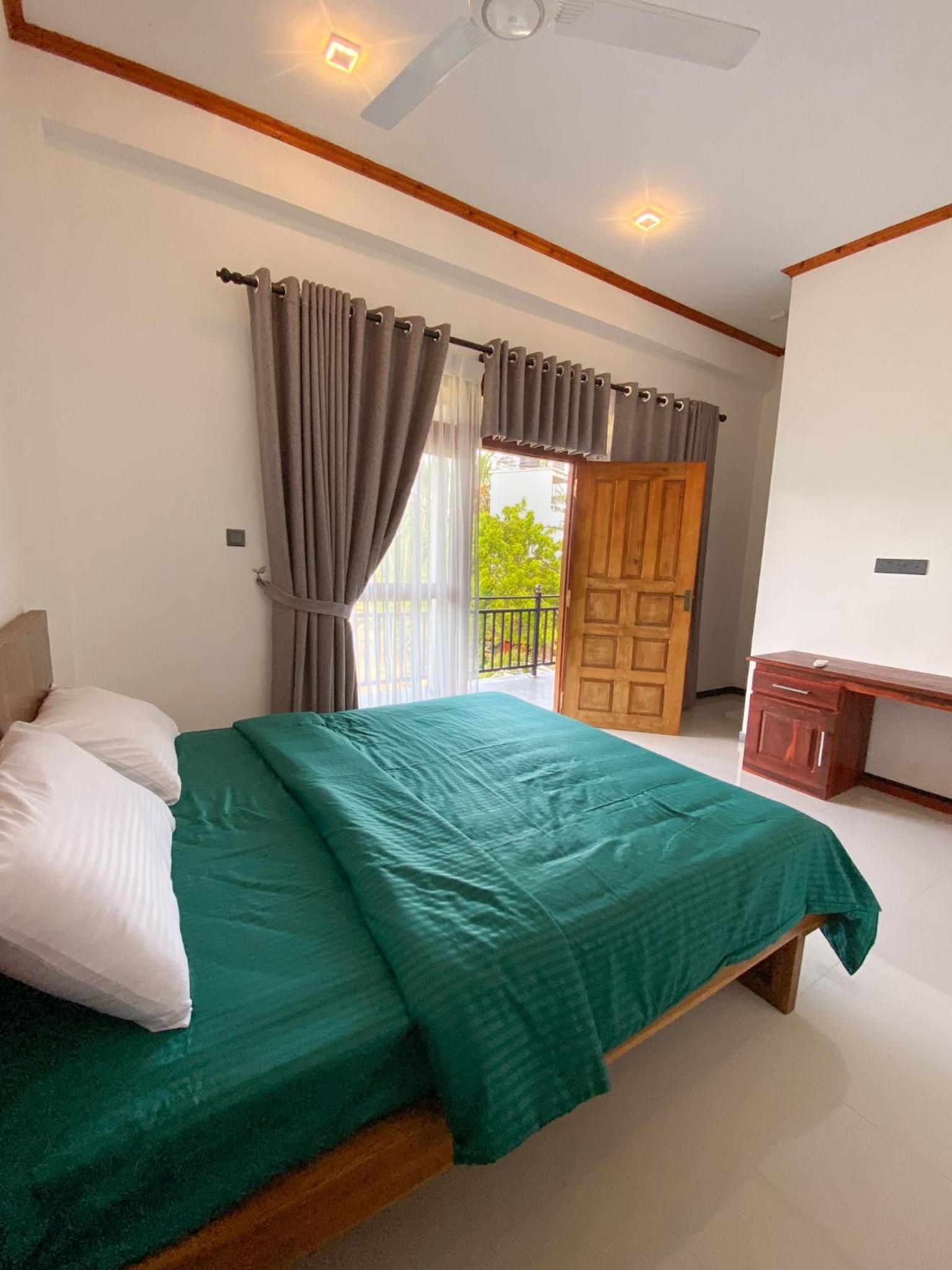 Doppelzimmer mit Balkon