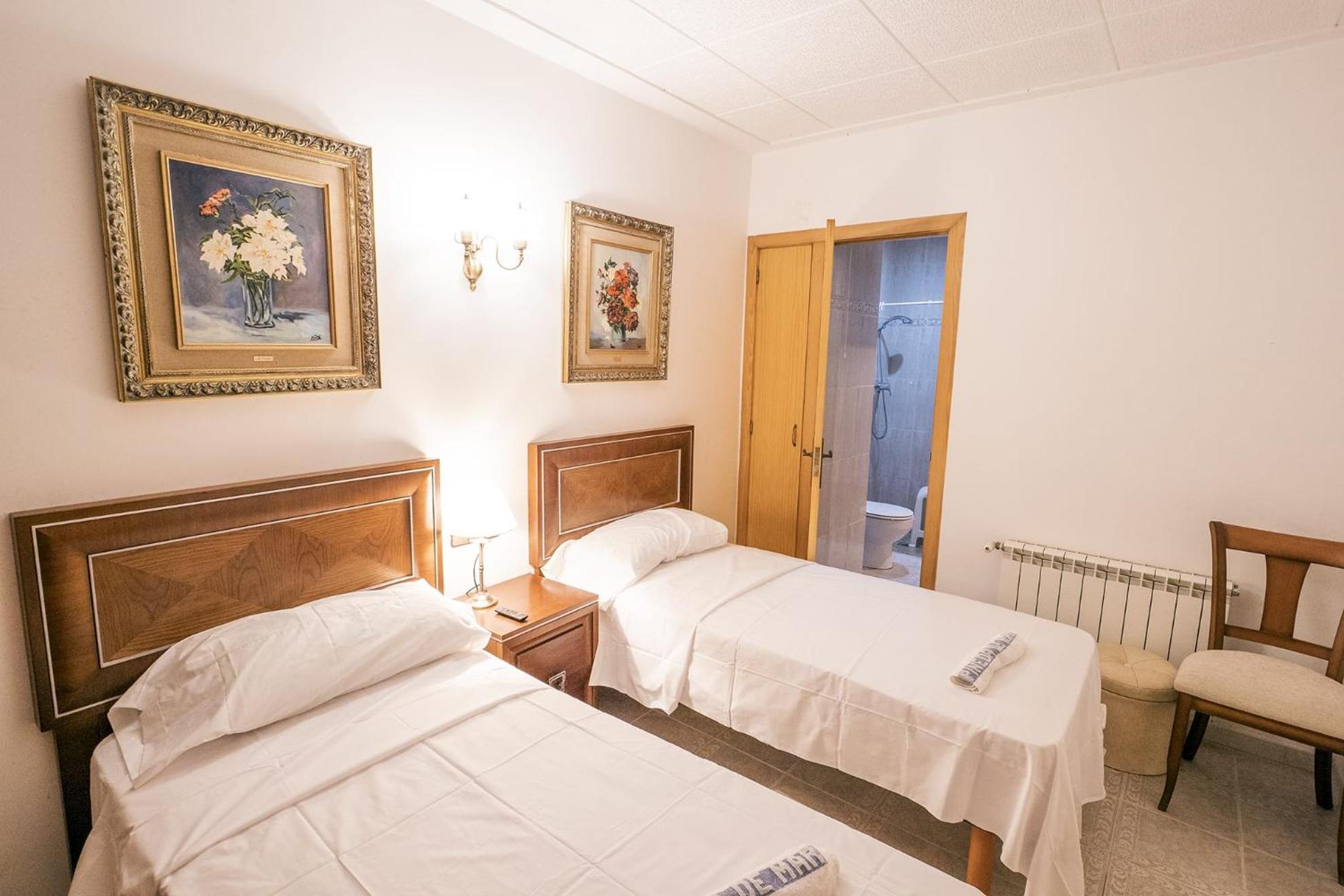 Habitación Doble con Baño Privado
