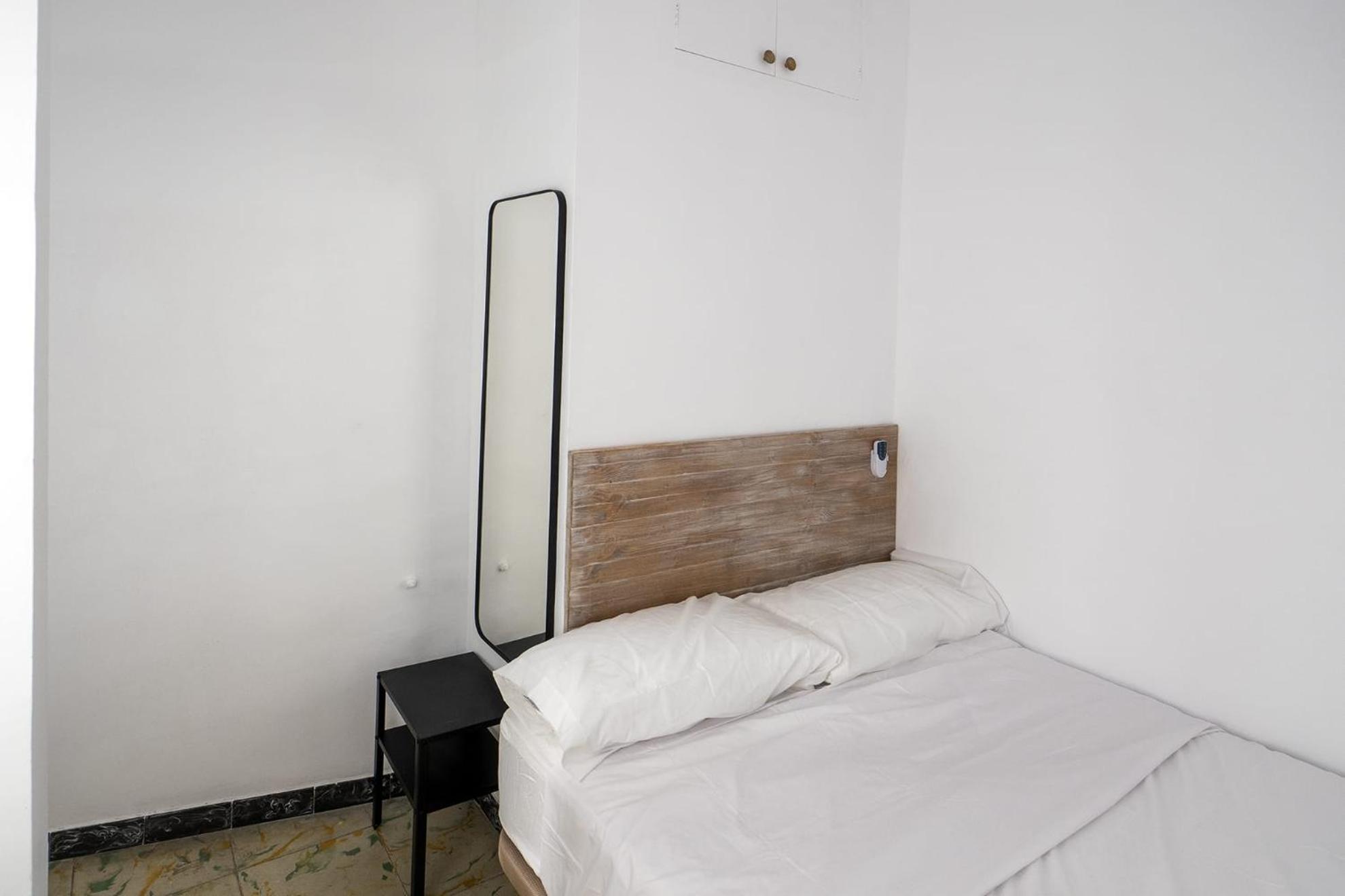 Habitación Doble Estándar con Baño Compartido