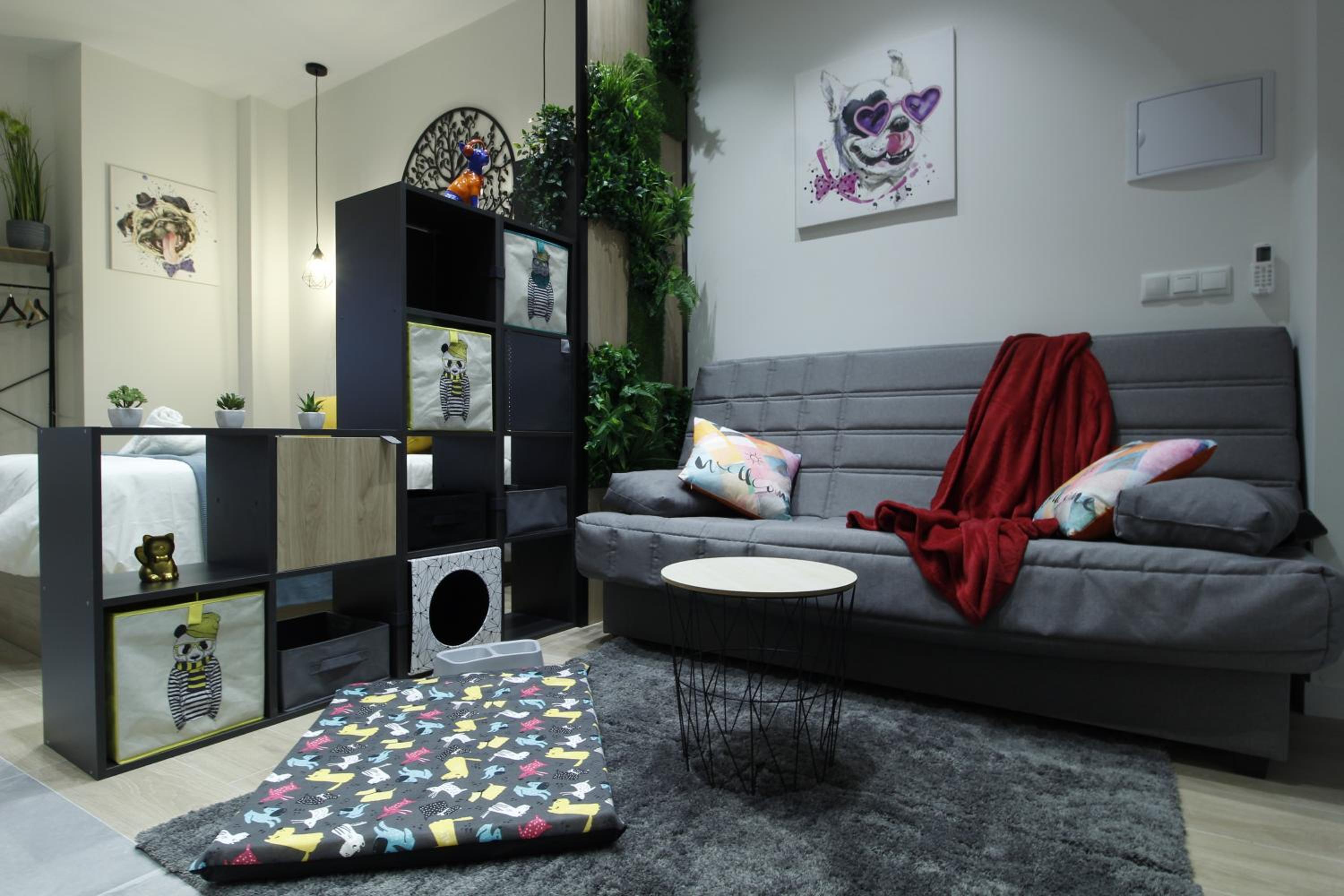 One-Bedroom Apartment