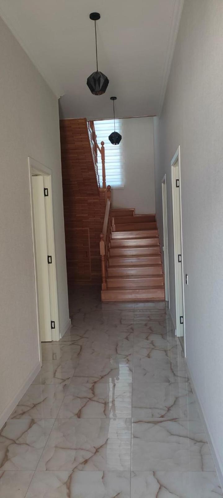 Villa photo 3