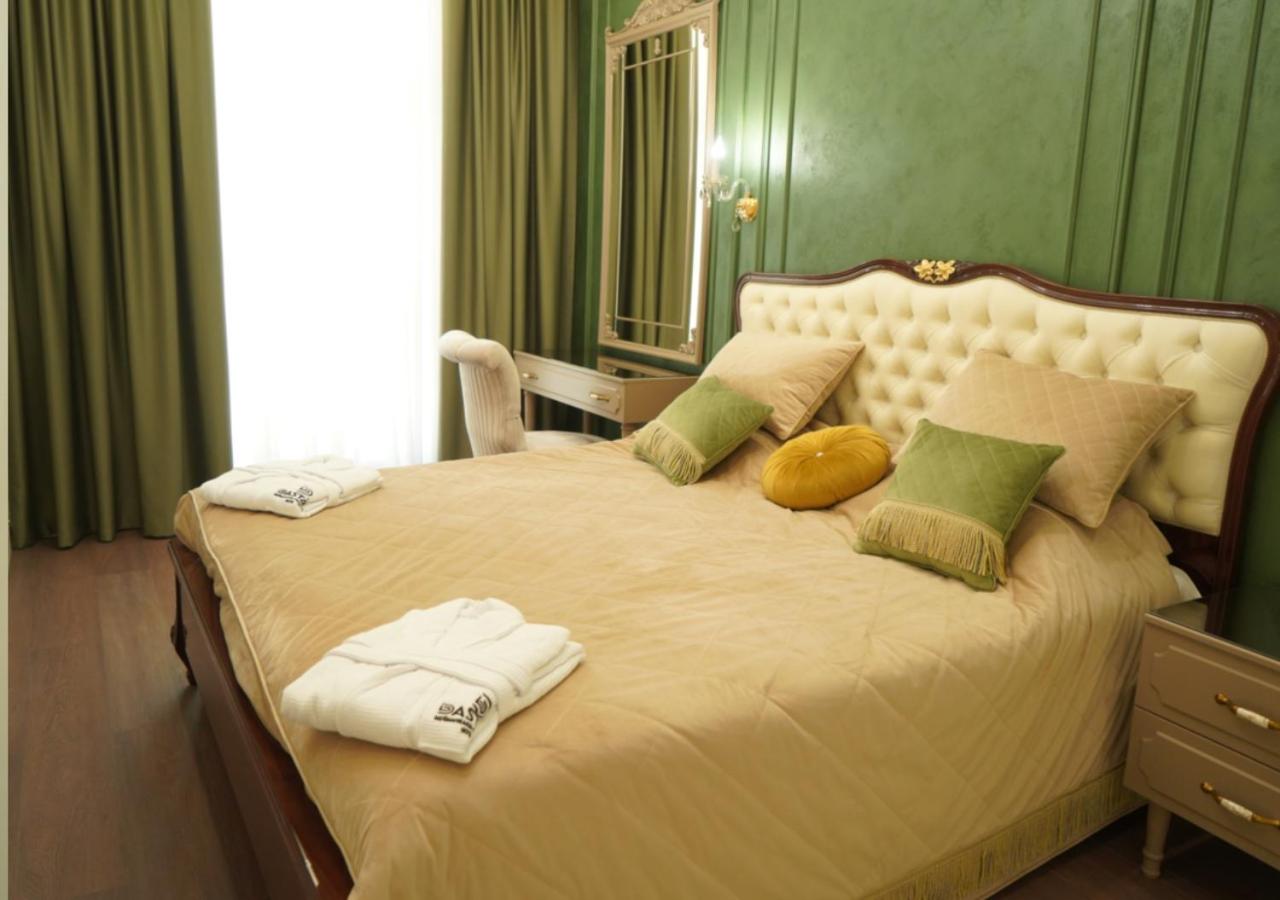 Suite - Photo 5