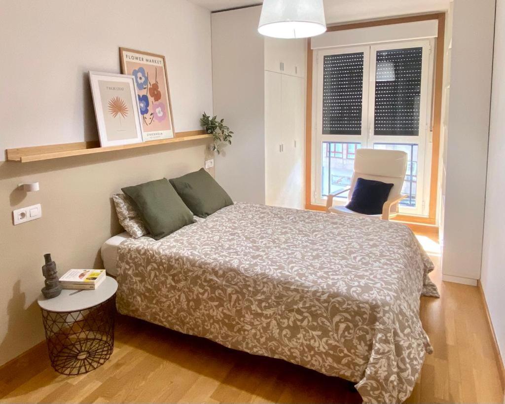One-Bedroom Apartment photo 2