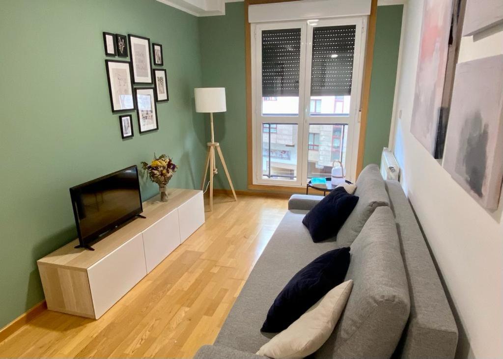 One-Bedroom Apartment photo 3