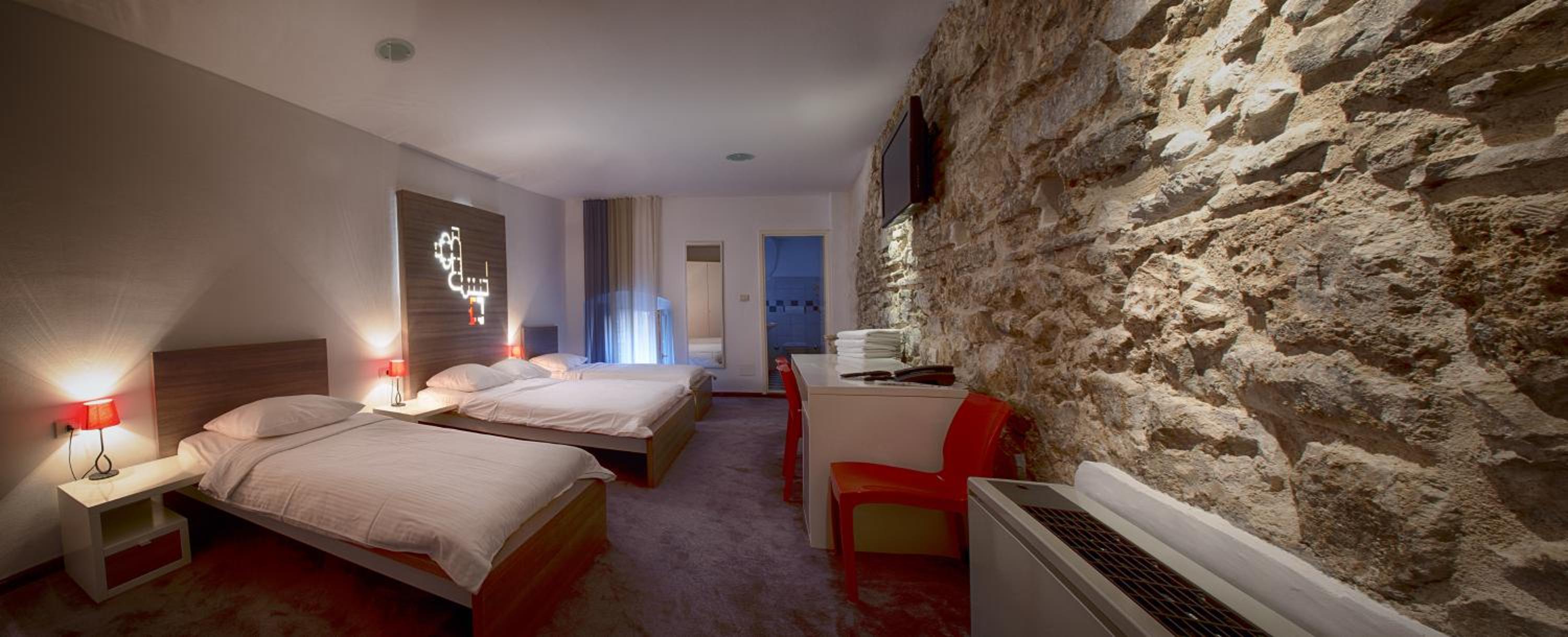 Family Suite - Photo 8