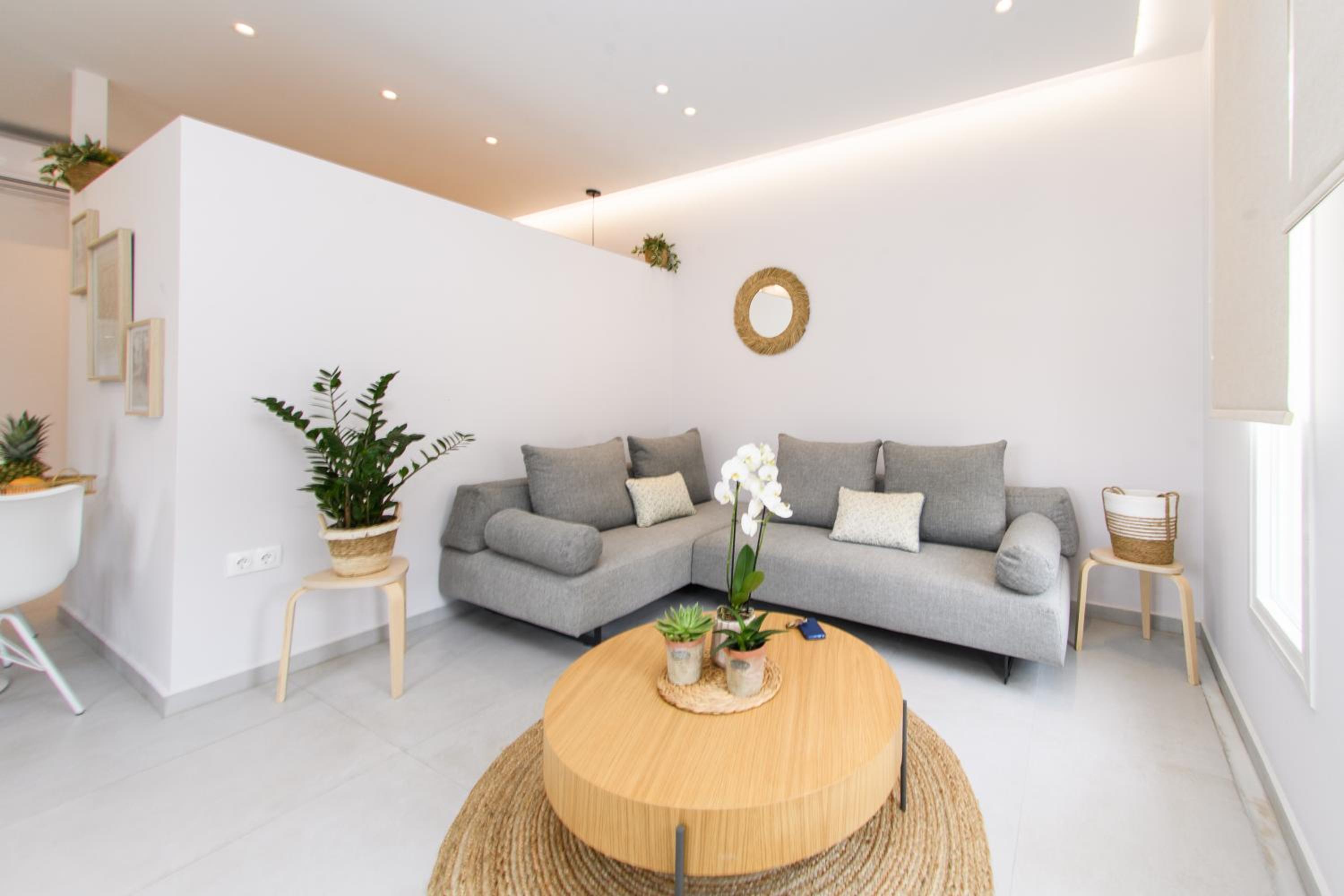 One-Bedroom House photo 1