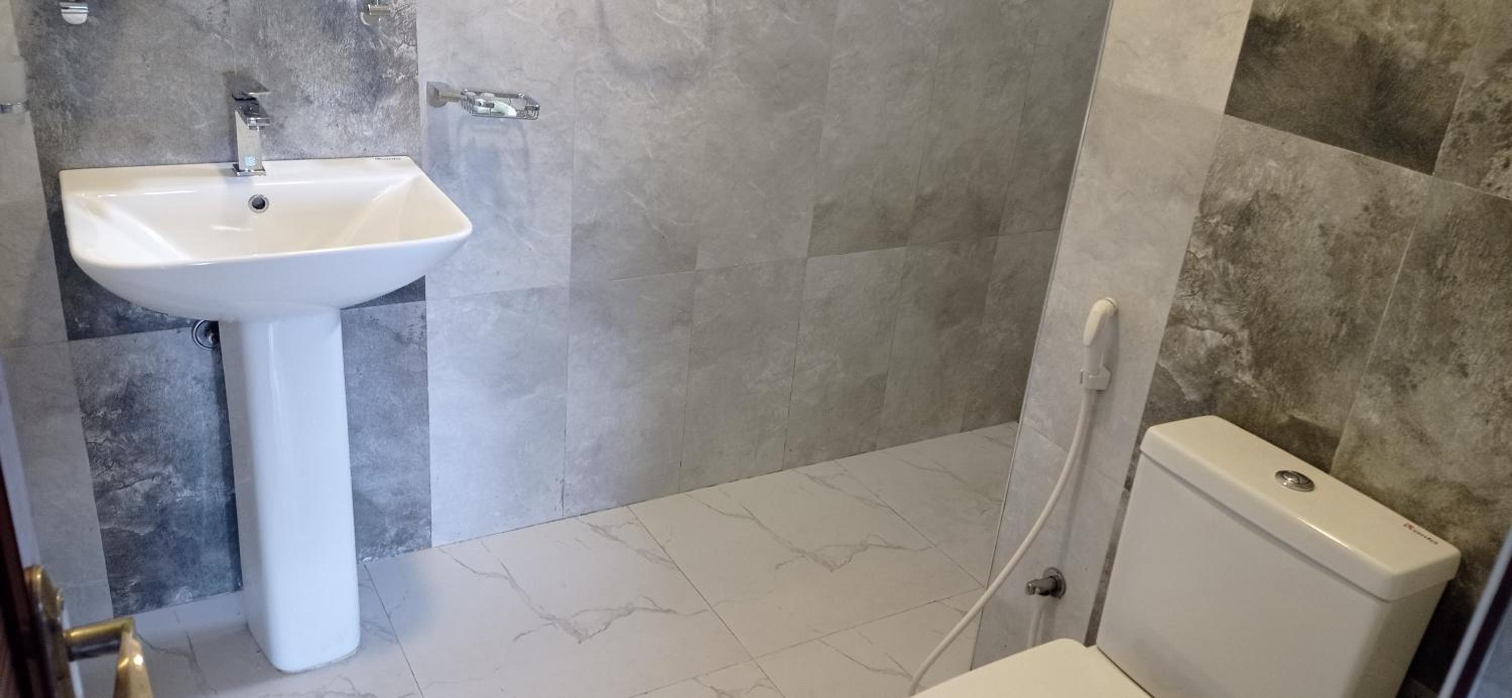 Standard Double Room photo 2