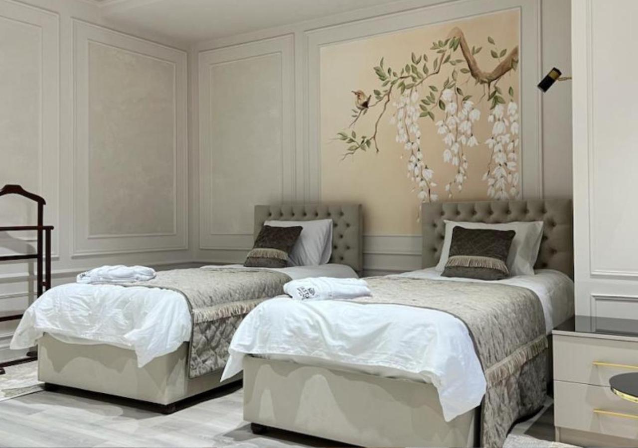 Twin Room - Photo 1