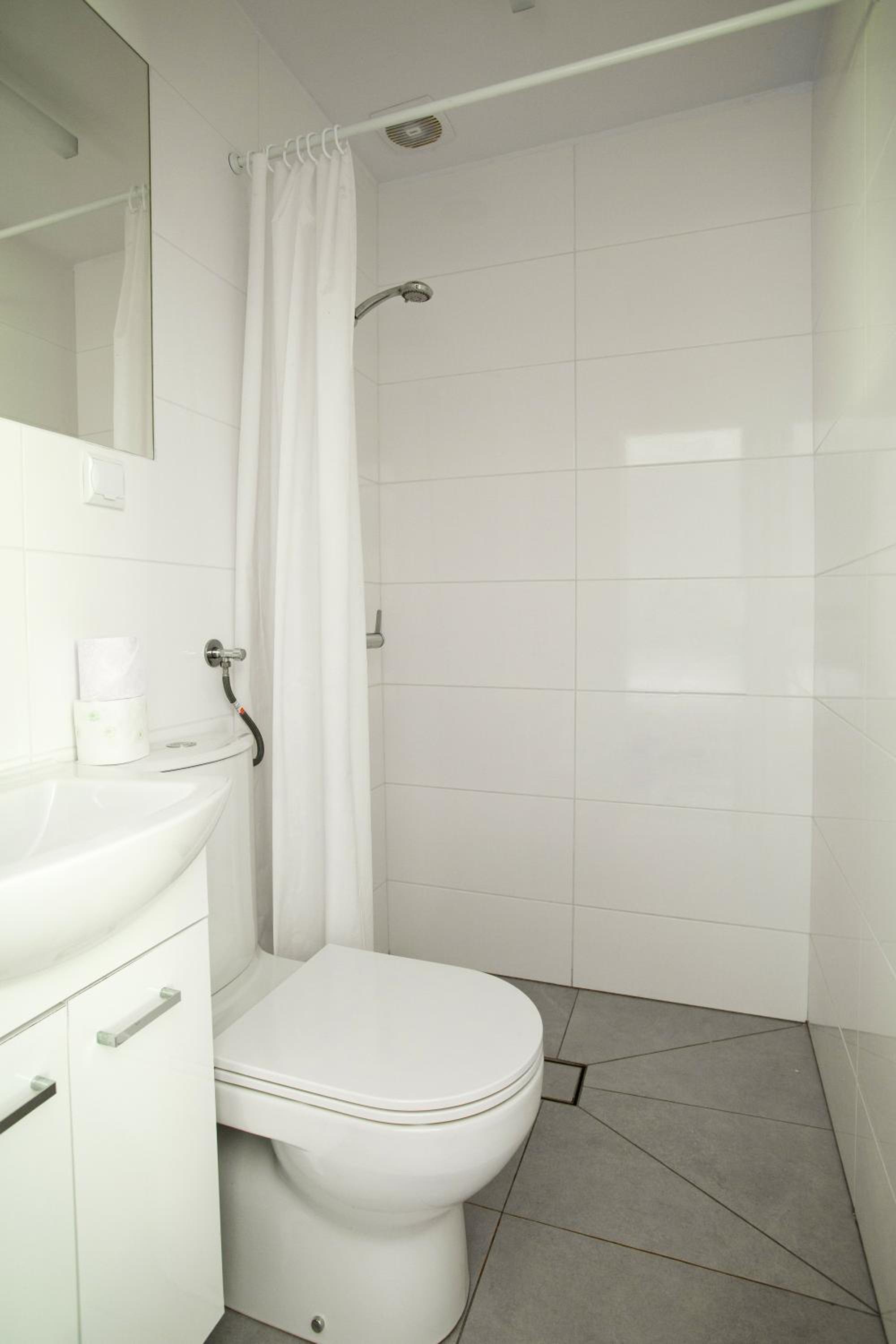 Classic Triple Room - Photo 7