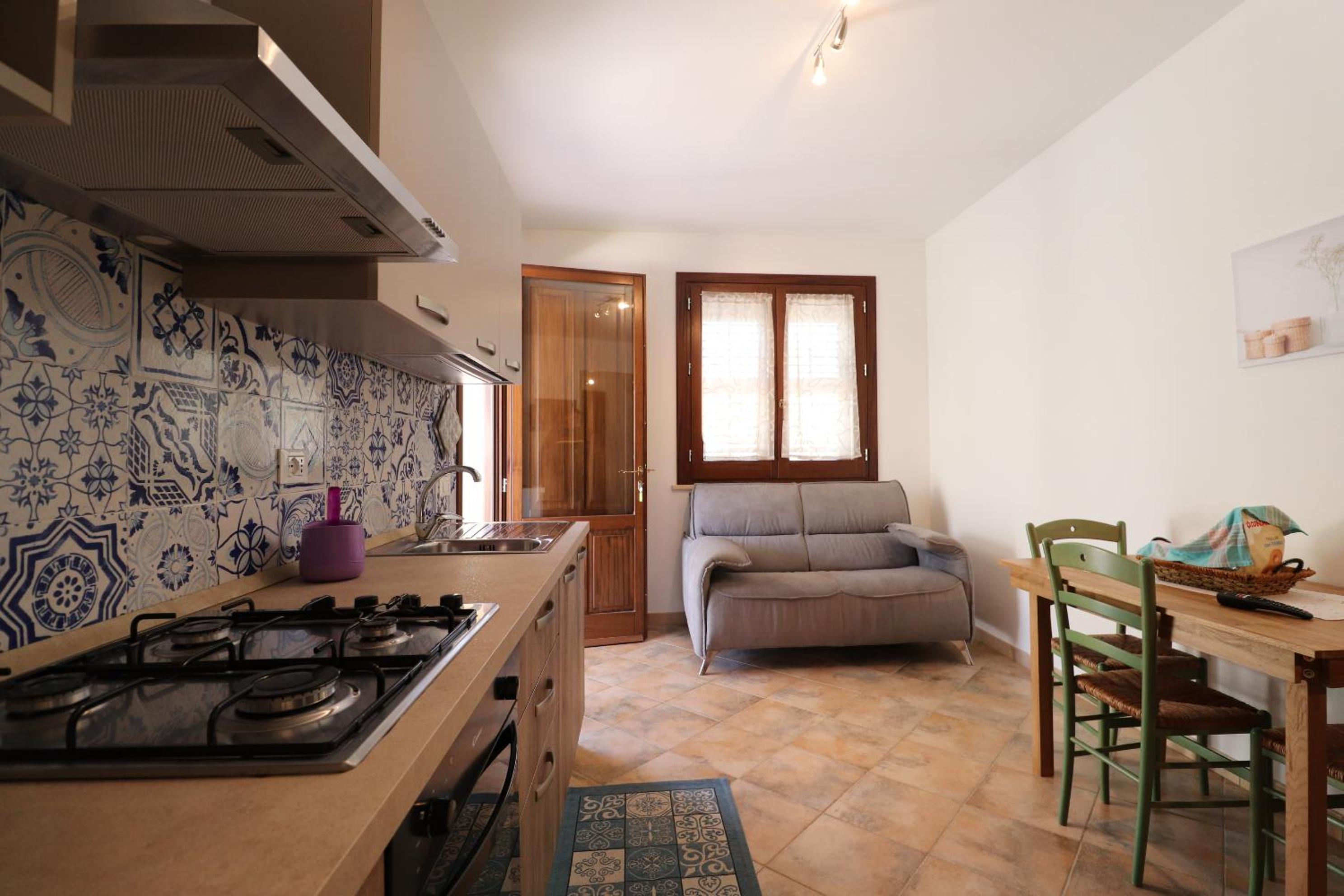 Standard Double Room - Photo 8