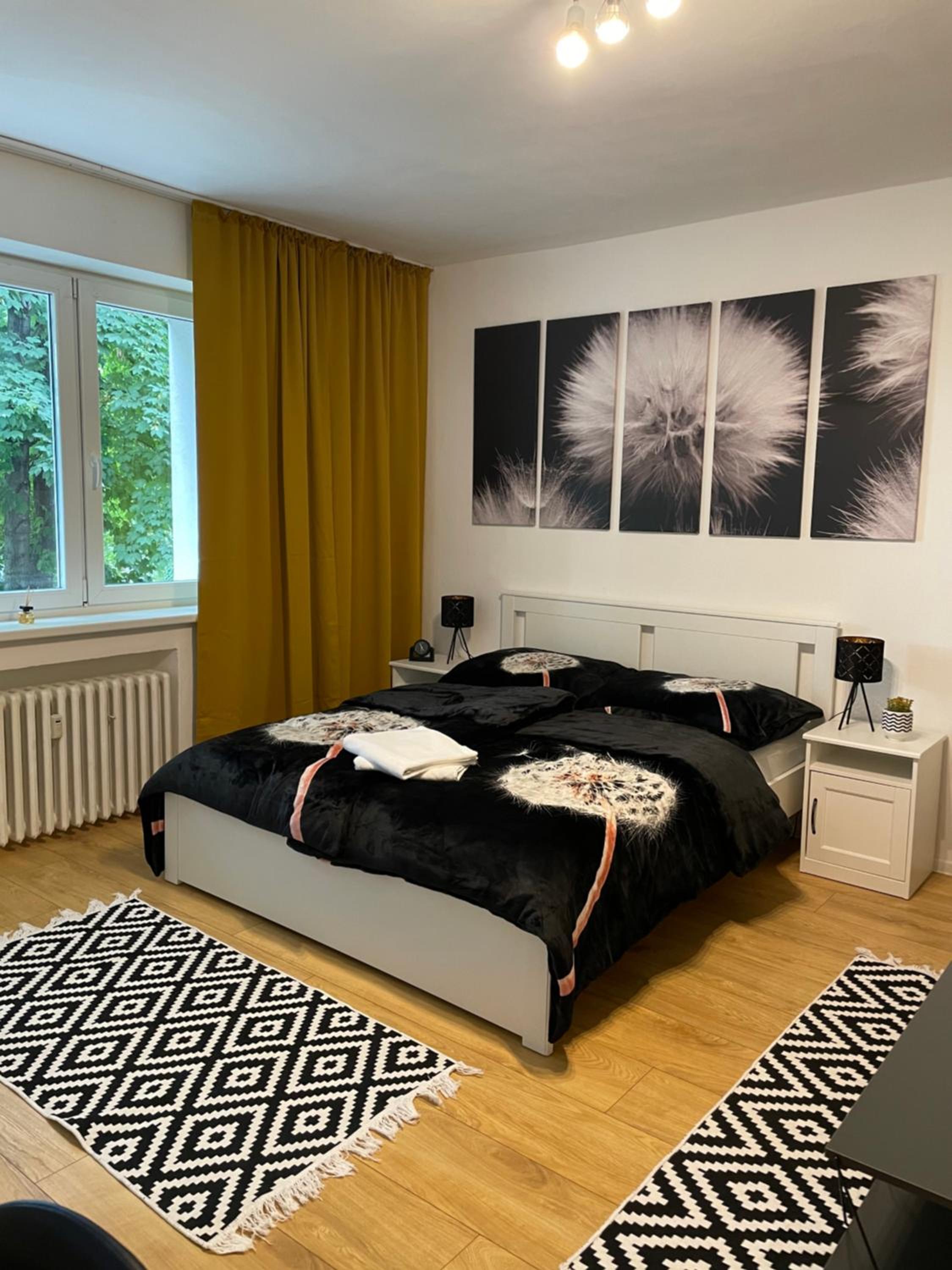 One-Bedroom Apartment