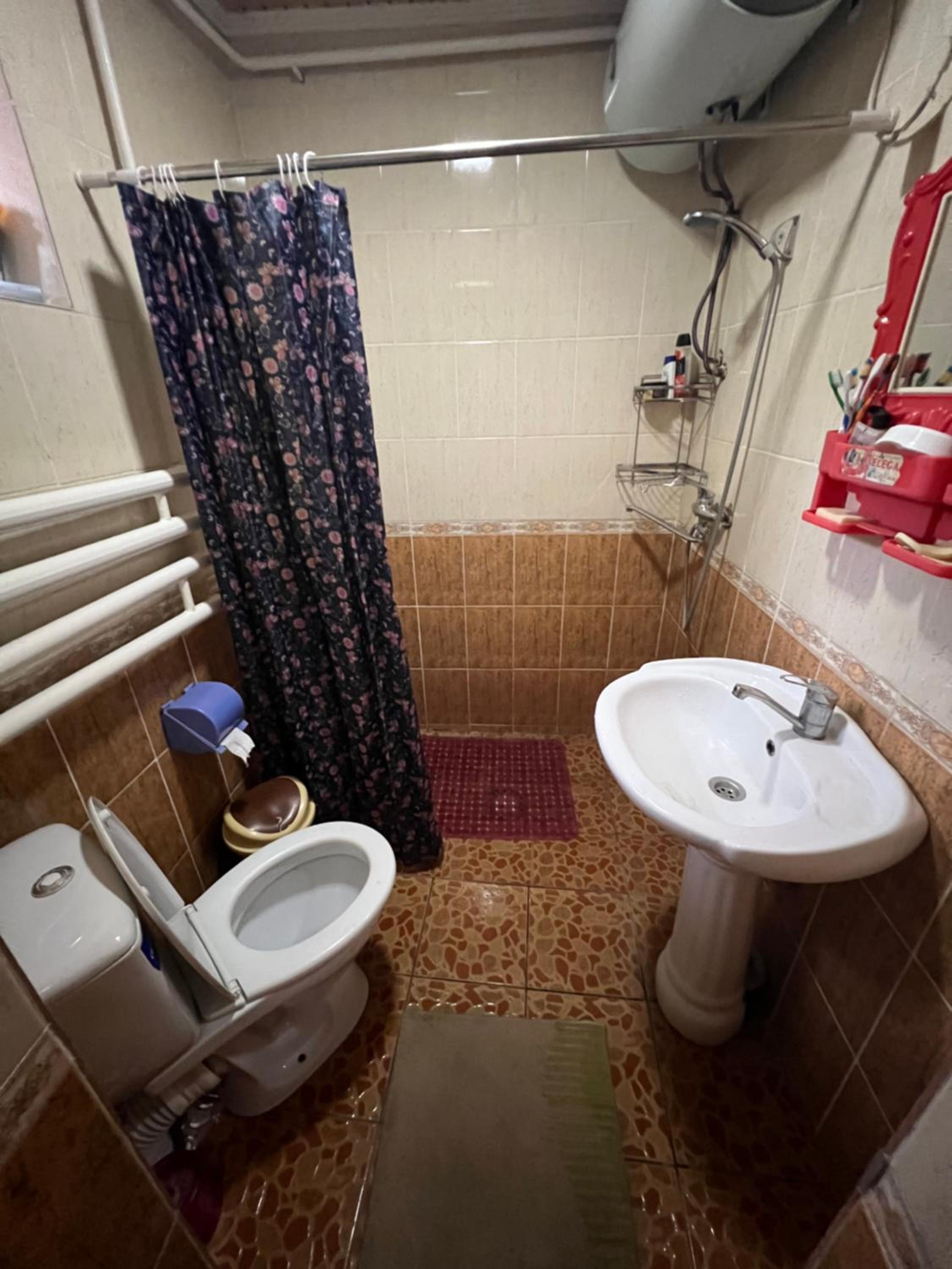 Single Bed in Female Dormitory Room photo 3
