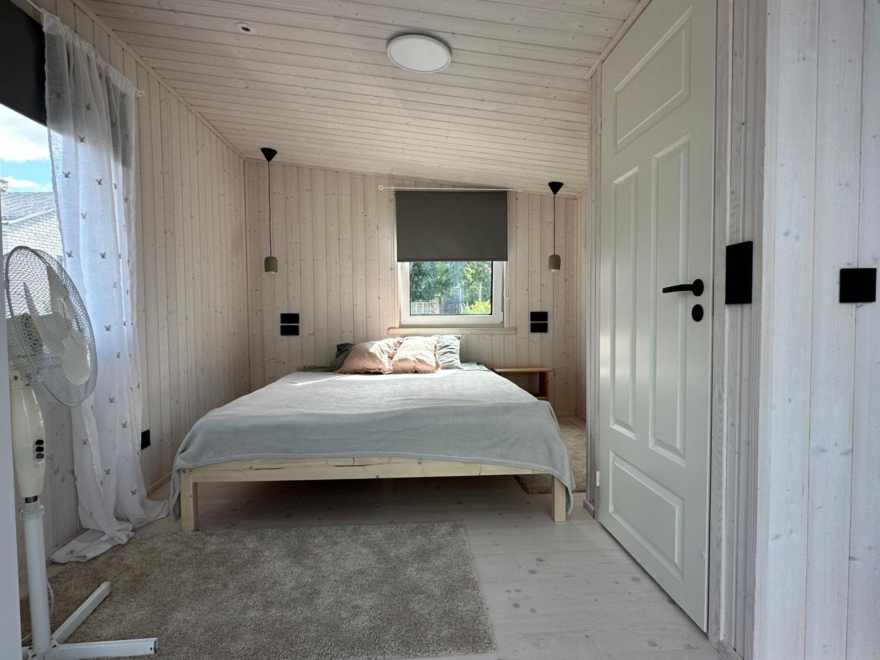 One-Bedroom House photo 3