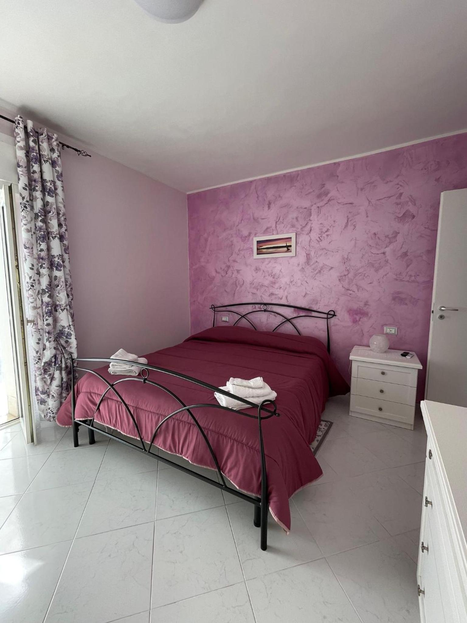 Two-Bedroom Apartment - Photo 30