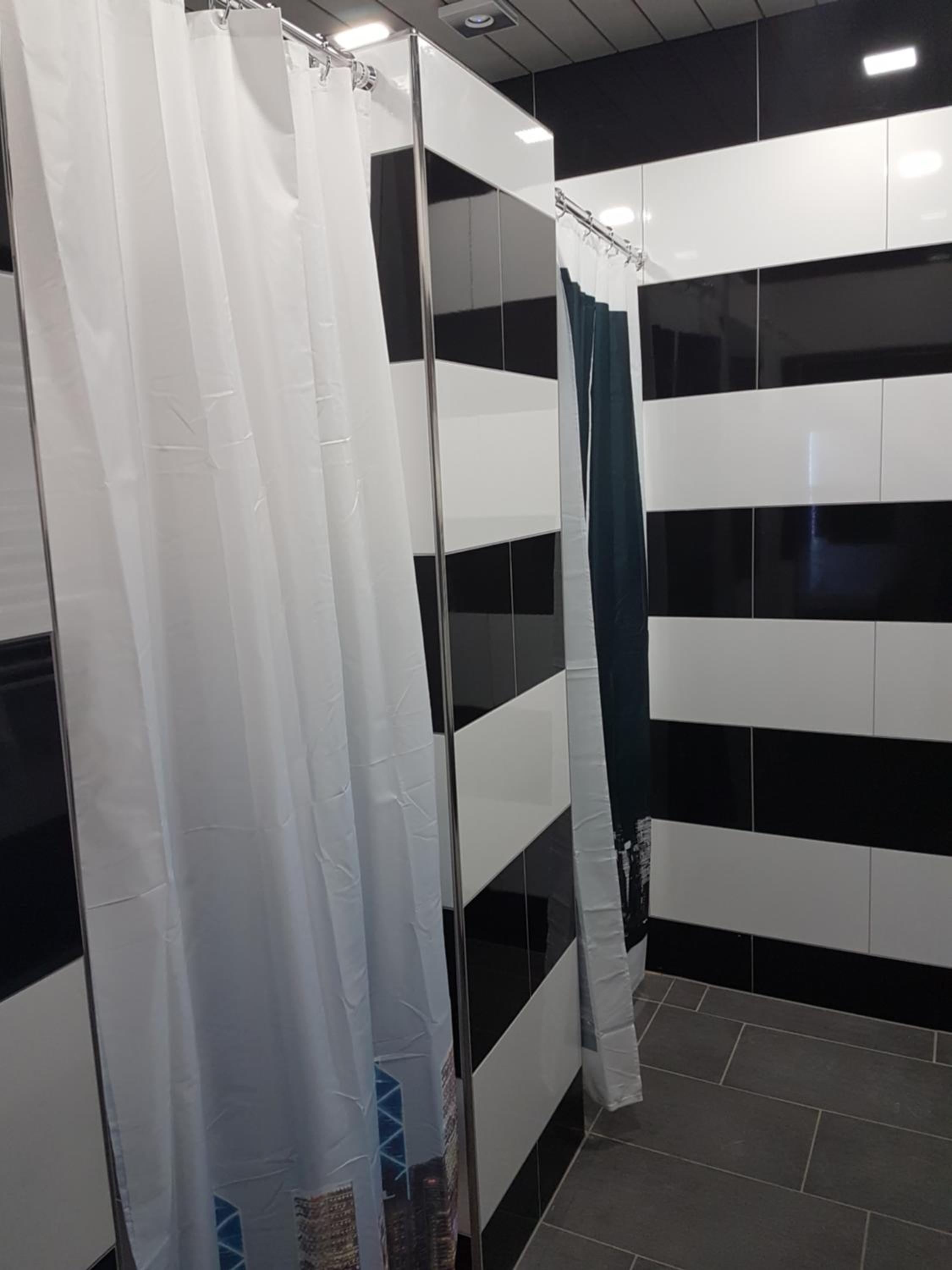 Twin Room with Shared Bathroom photo 1