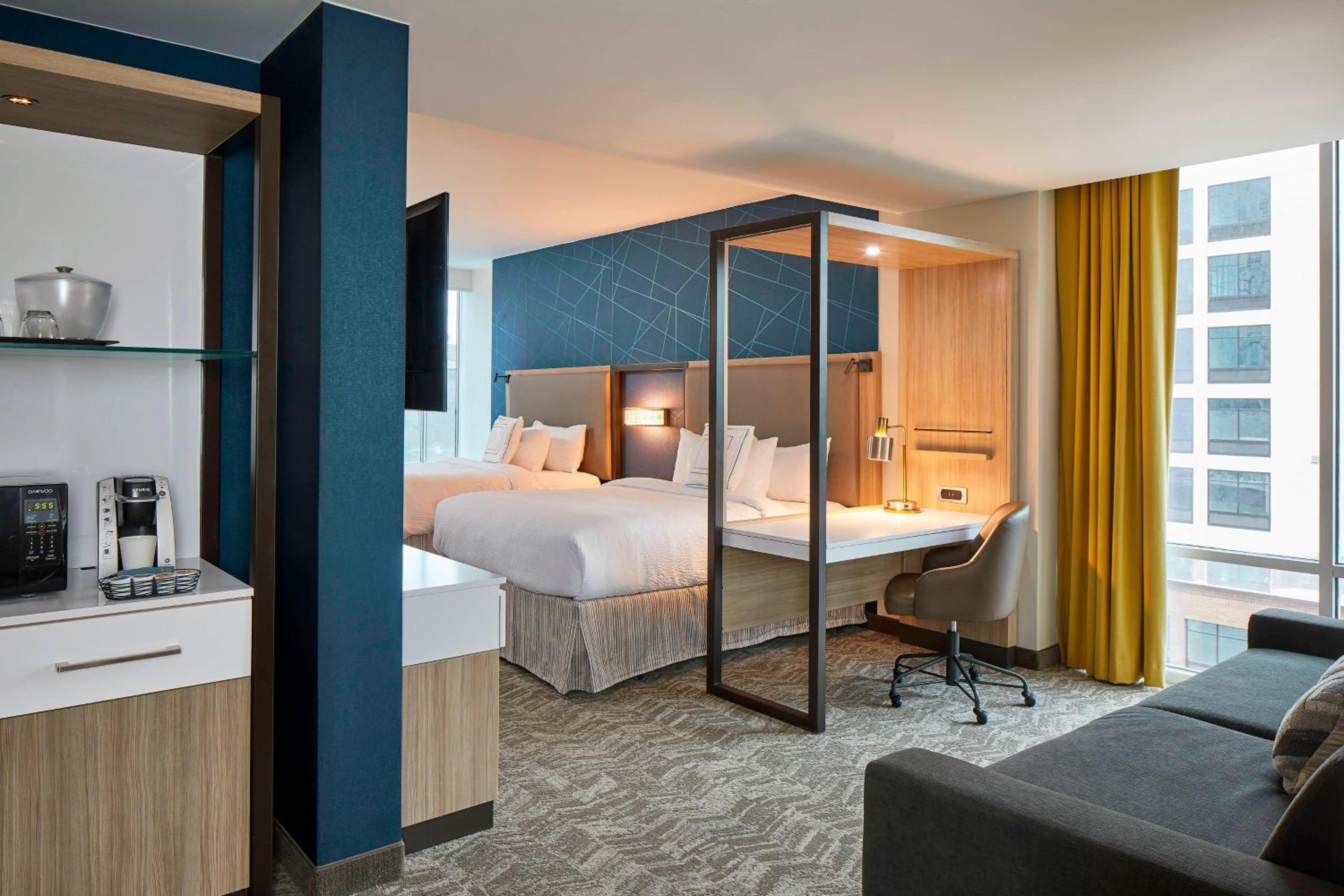 Queen Suite with Two Queen Beds, Trundle Bed and Mobility Accessible Roll-In Shower photo 1