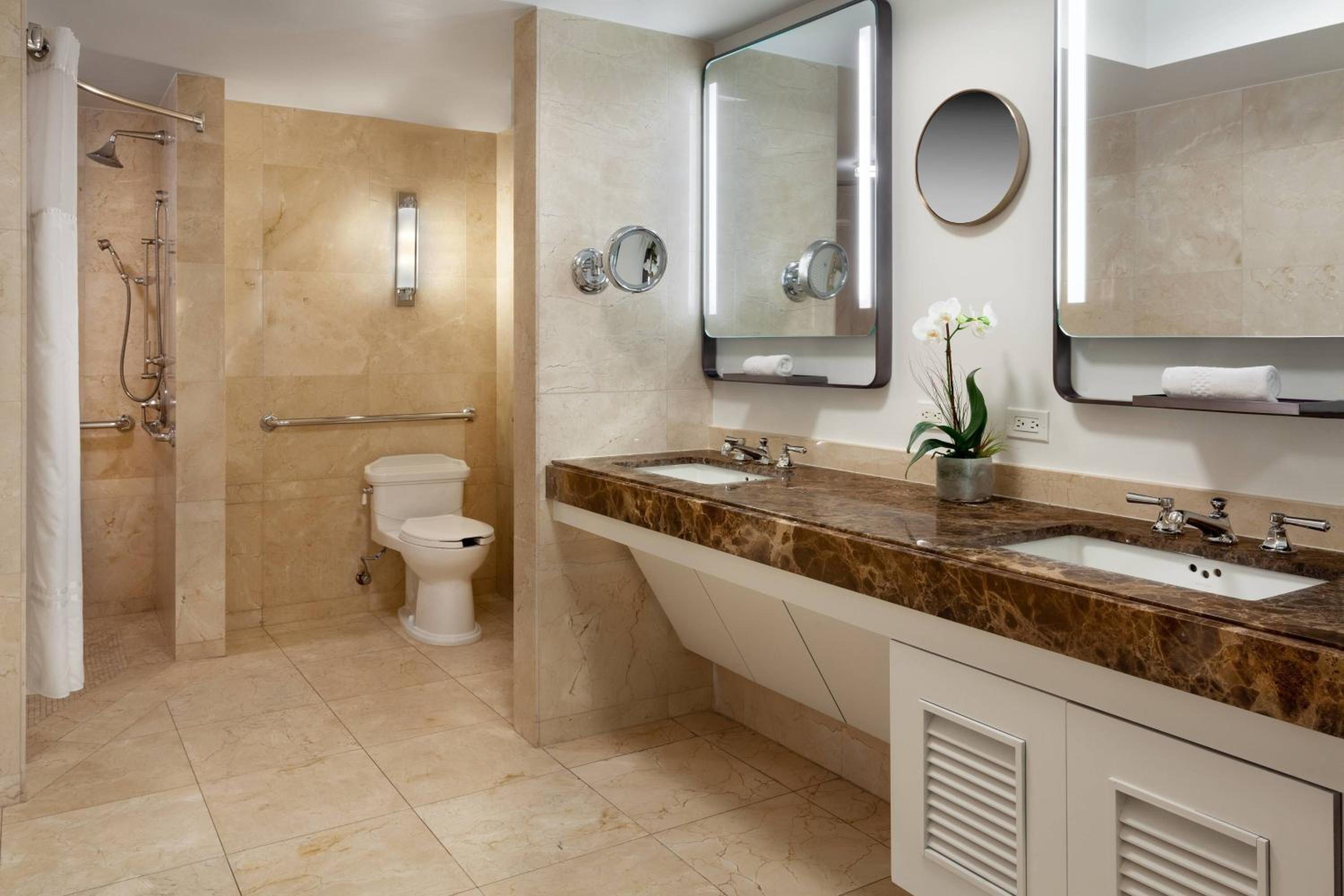 King Room with Intracoastal View - Photo 4