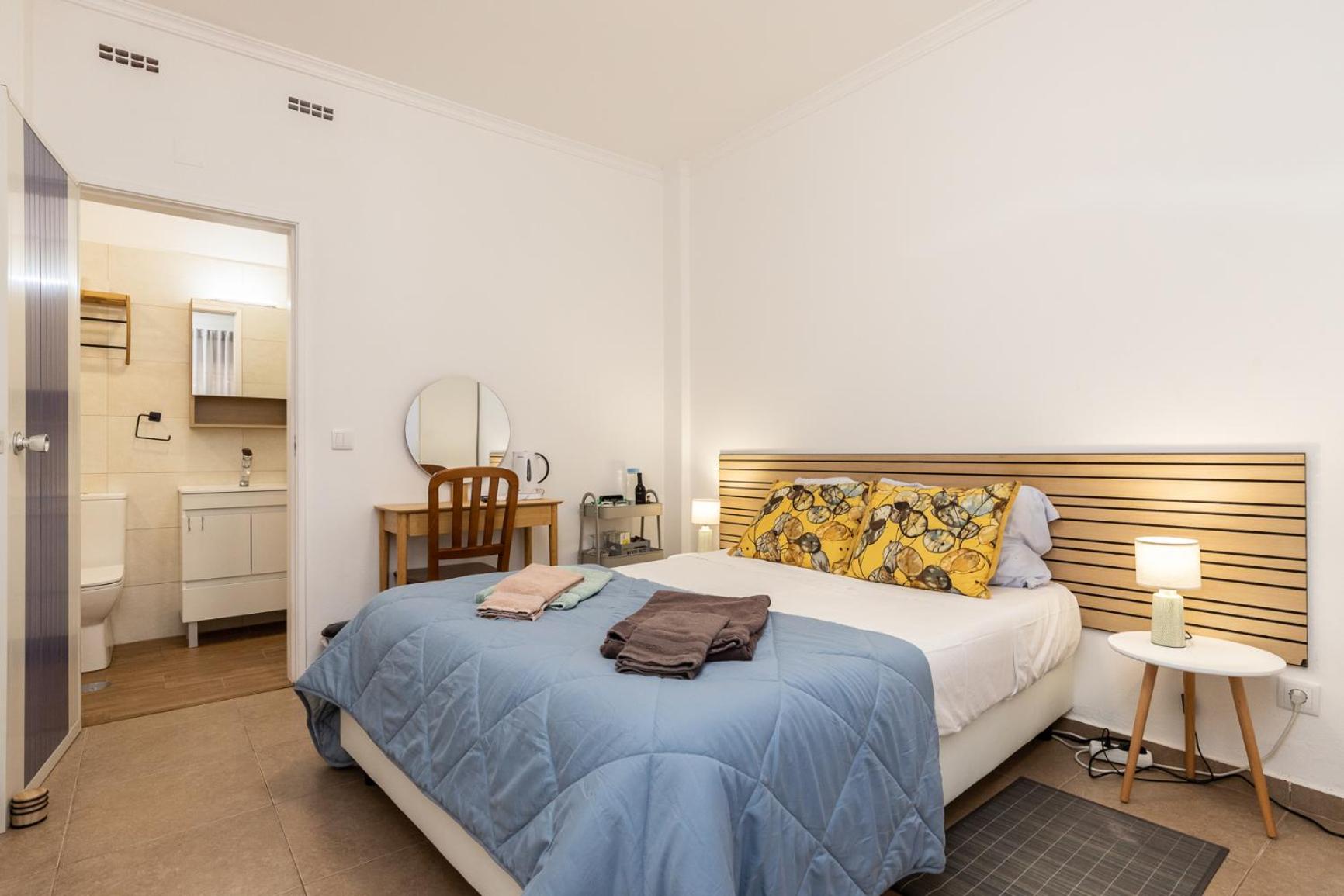 Double or Twin Room - Photo 16