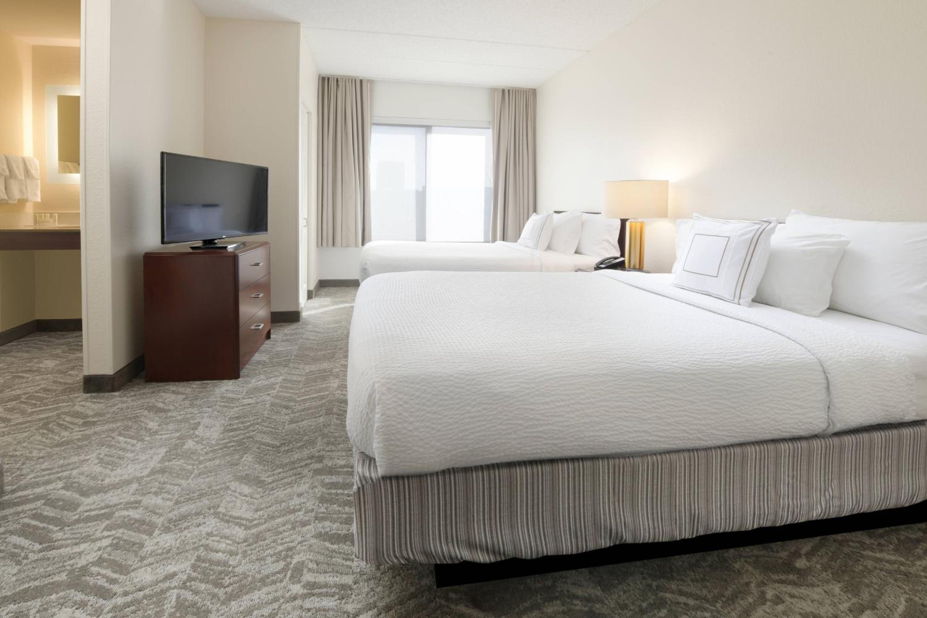 Double Suite with Two Double Beds and Sofa Bed - Photo 1