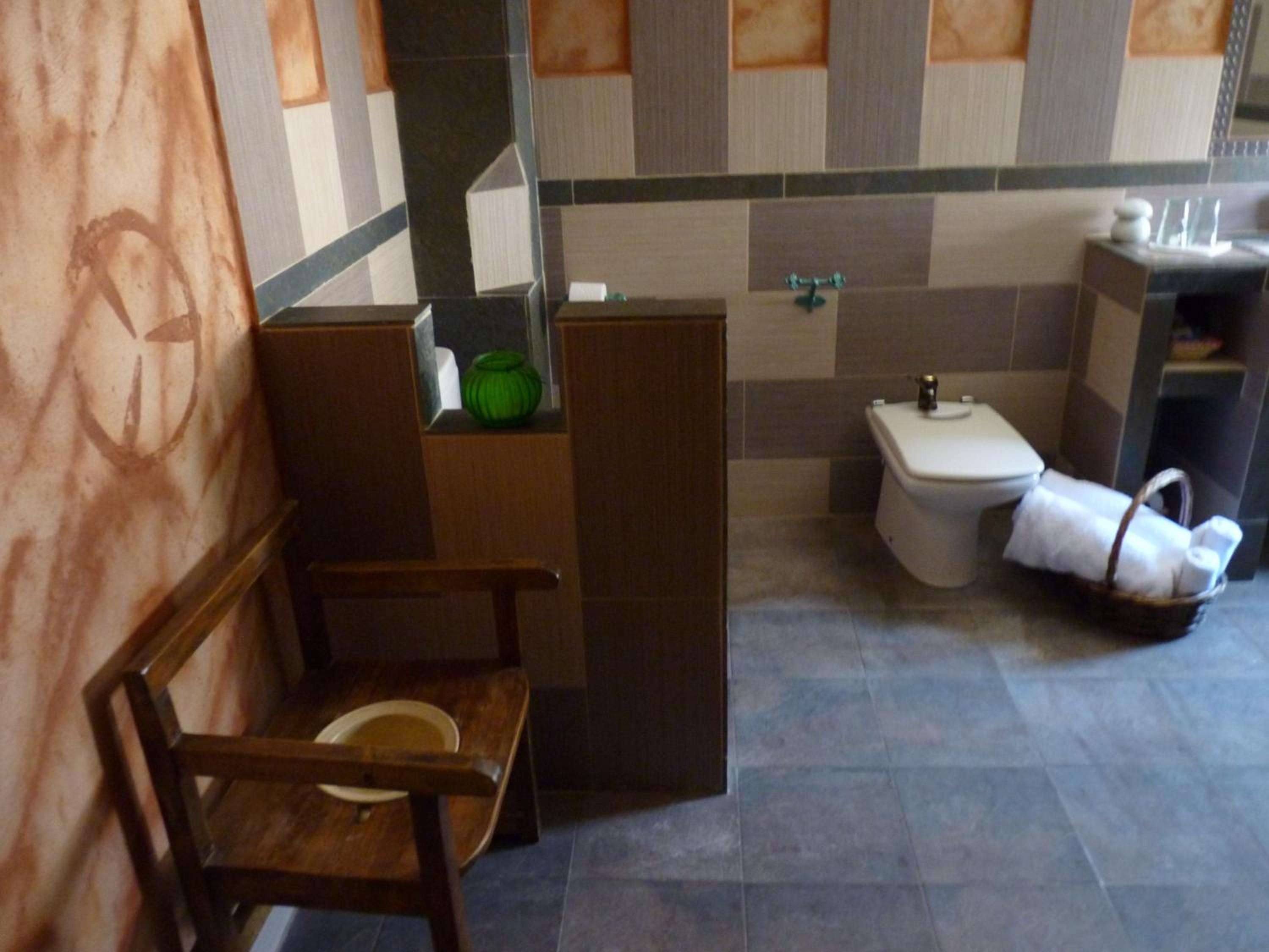 Standard Double Room with Private Bathroom photo 2