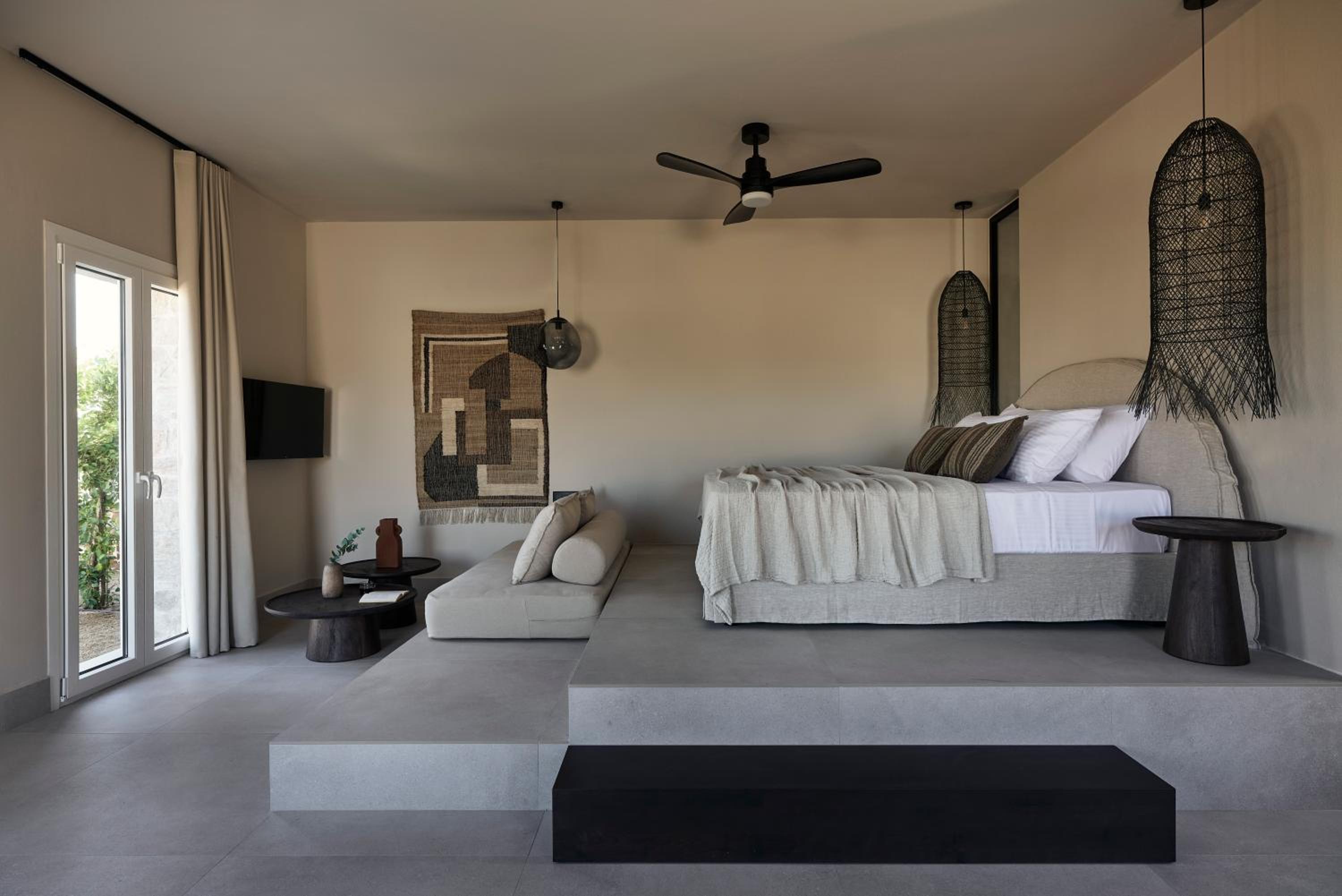Honeymoon Suite with indoor jetted tub