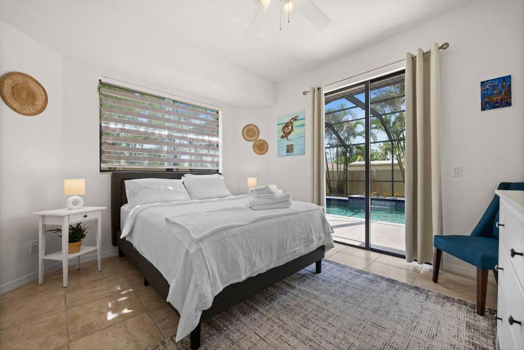 Three-Bedroom Villa photo 2