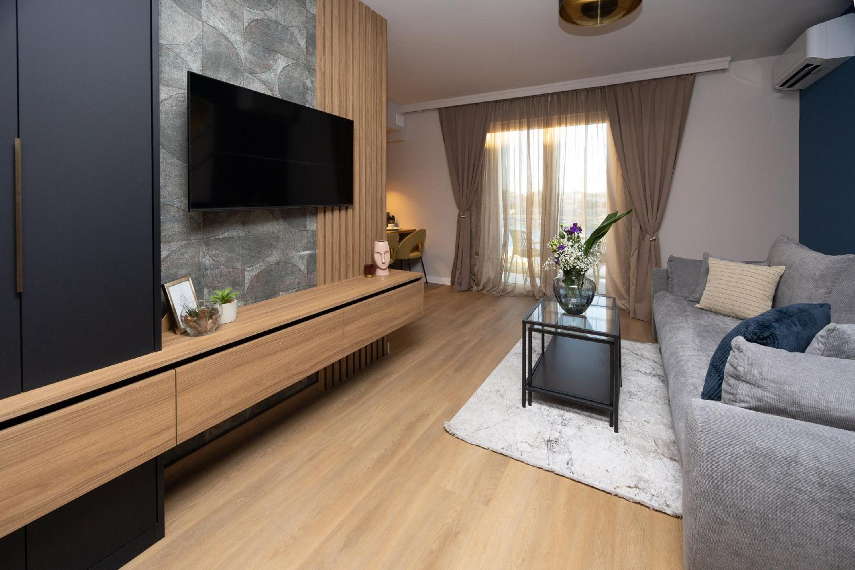 Deluxe Apartment photo 1
