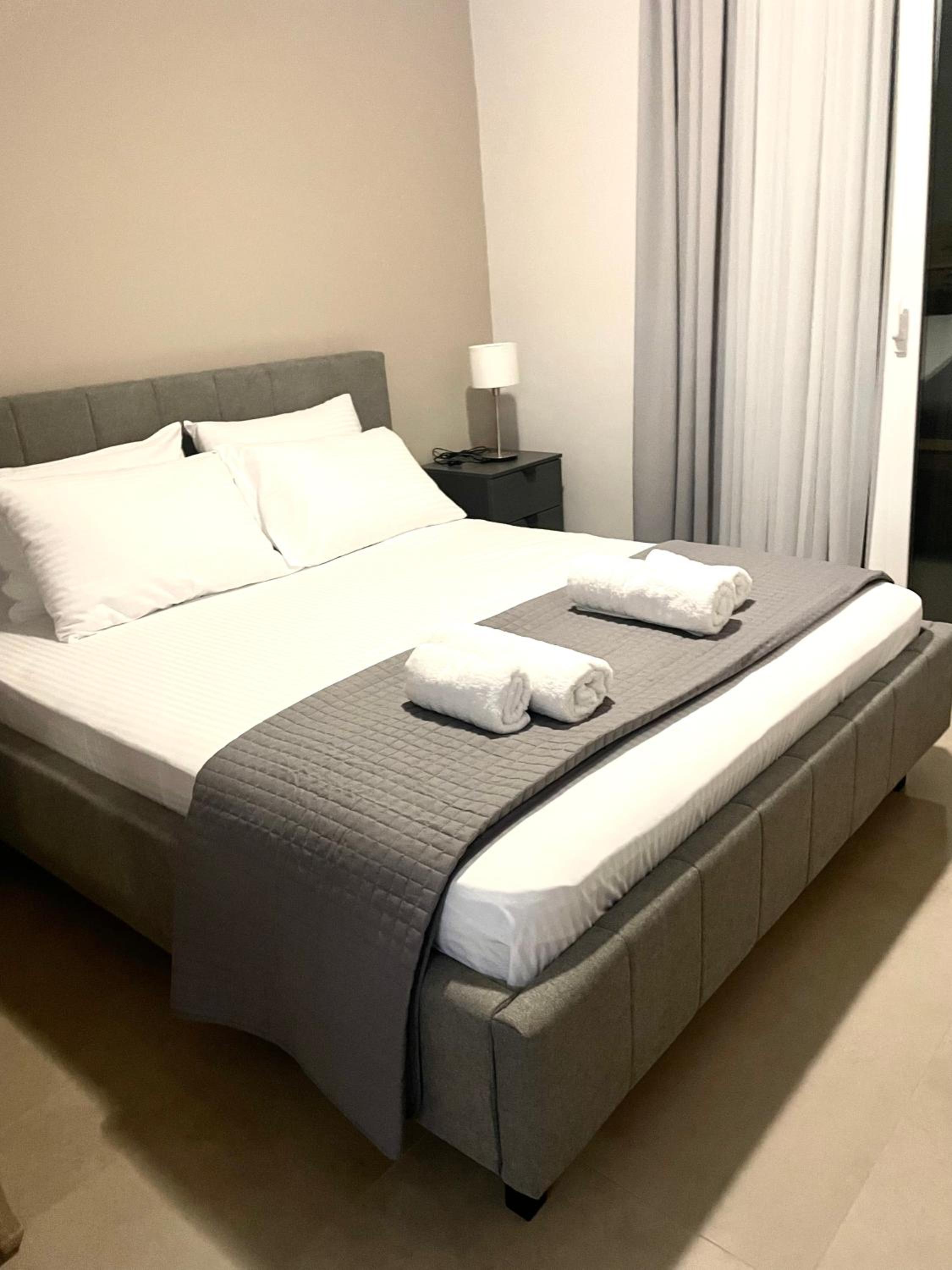 Apartment with Terrace photo 3