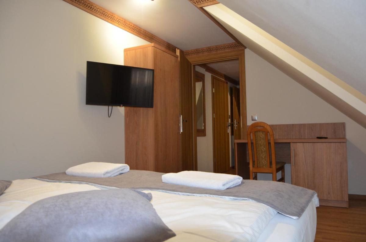 Quadruple Room with Mountain View