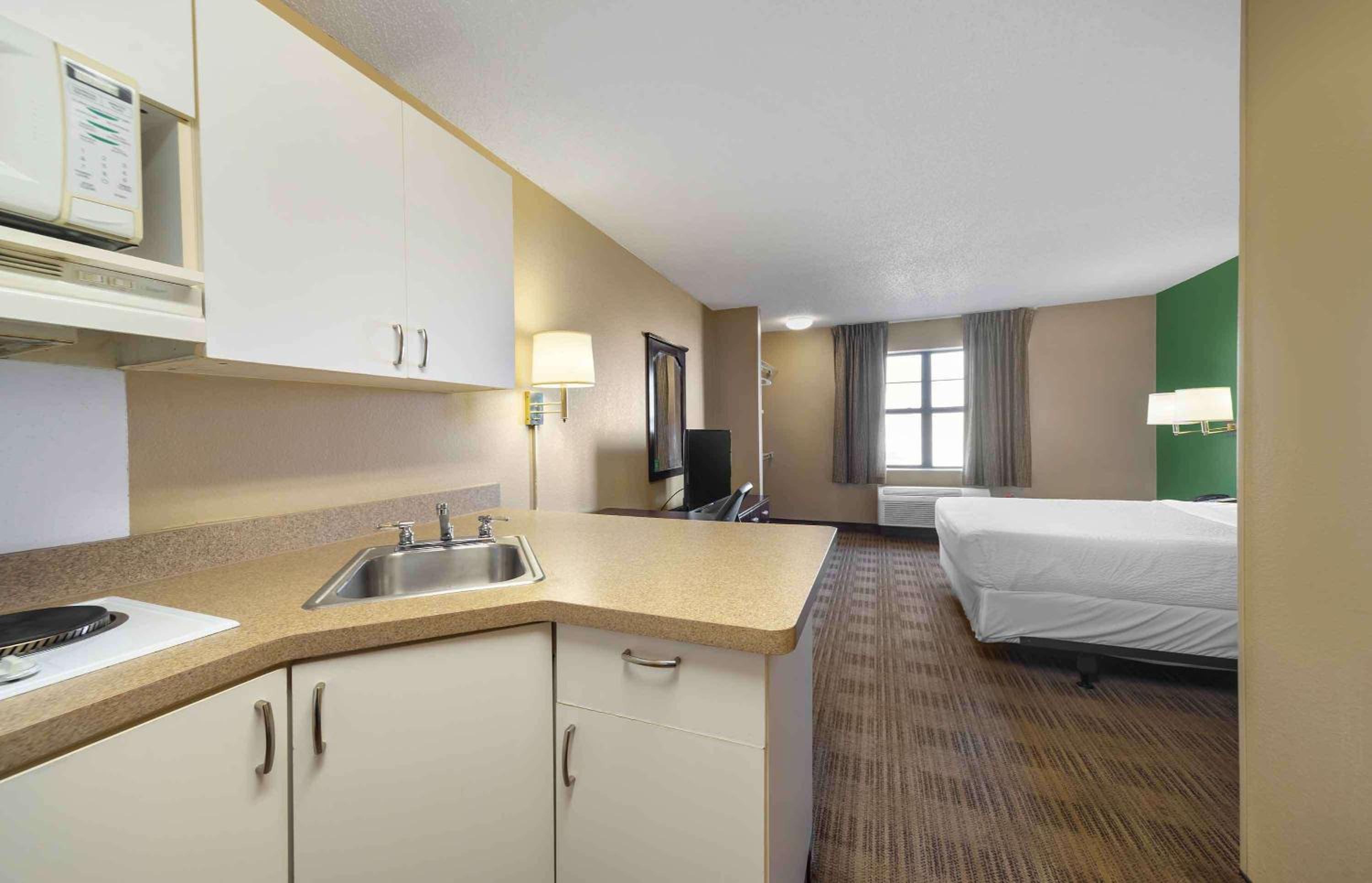 Studio With 2 Double Beds - Non-Smoking - Photo 7