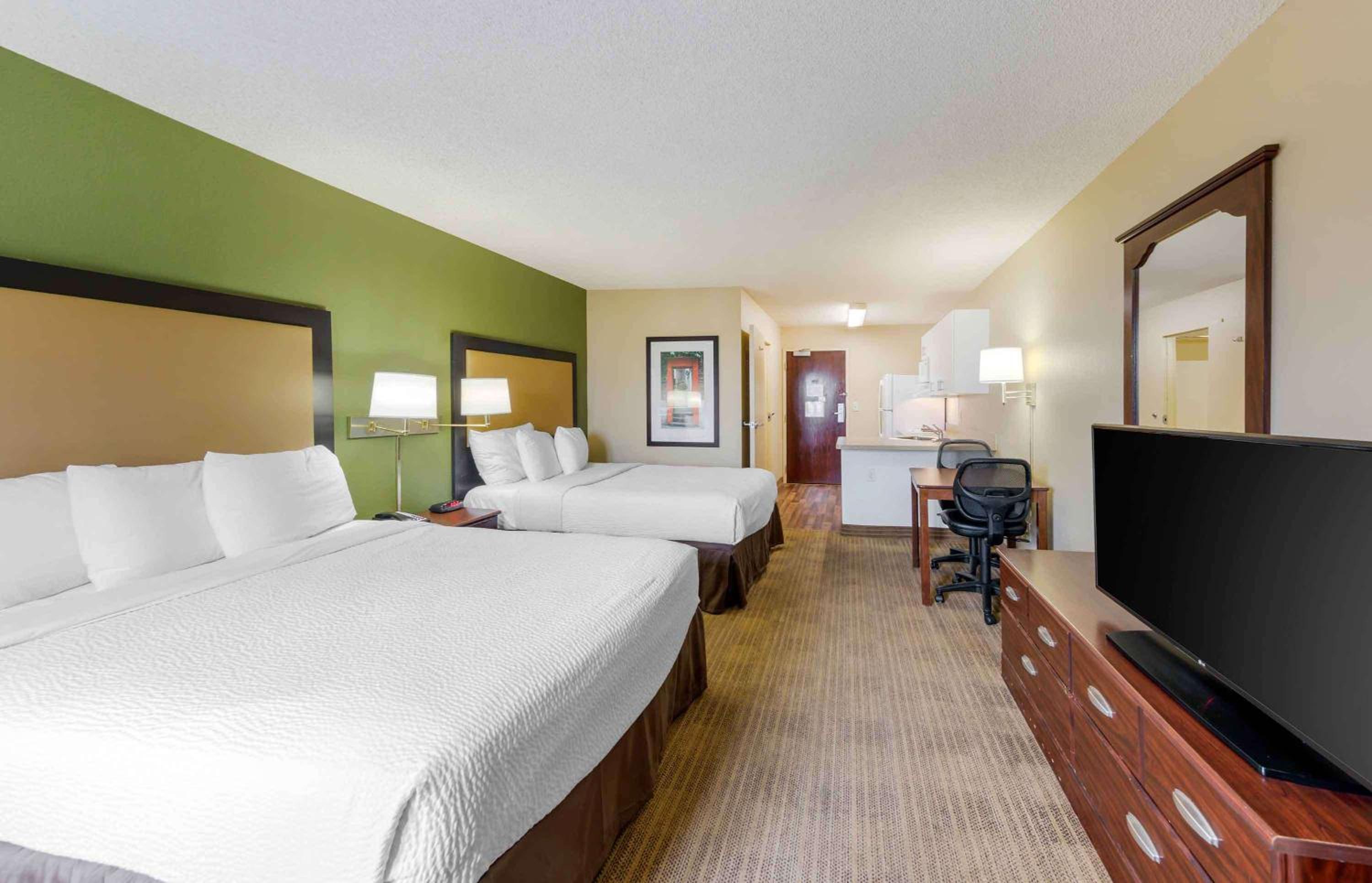 Studio with 2 Double Beds - Non-Smoking - Photo 3