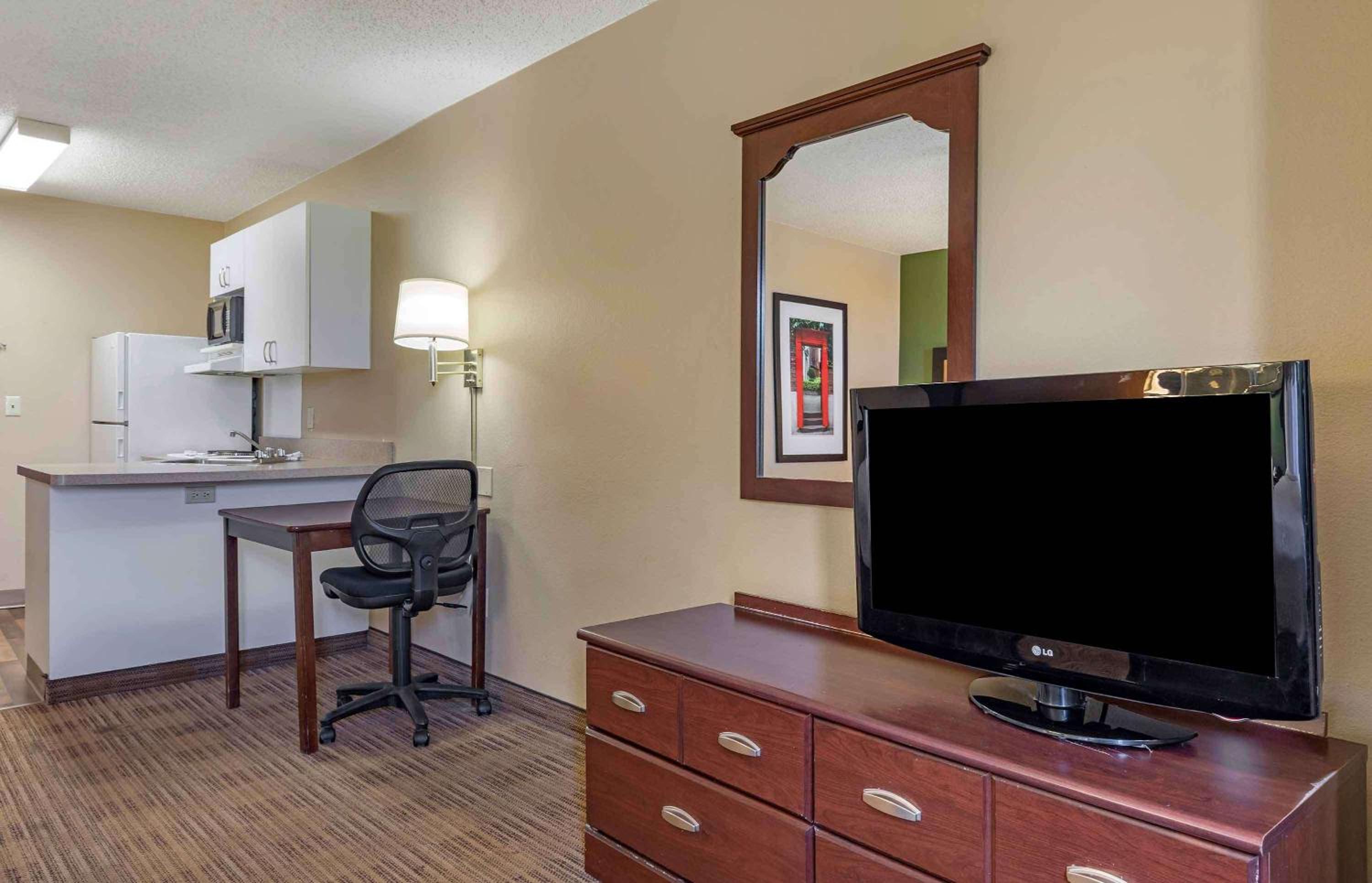 Studio with 2 Double Beds - Non-Smoking - Photo 4